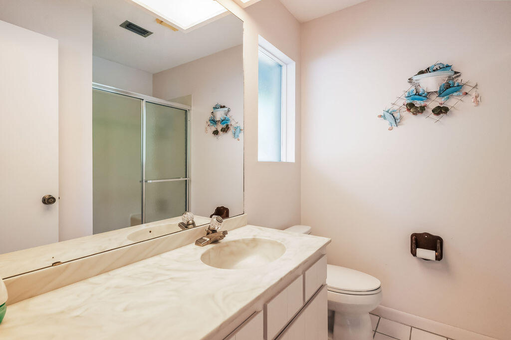 ROCKY BAYOU COUNTRY CLUB ESTATES 5 - Residential