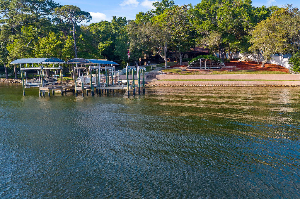 ROCKY BAYOU COUNTRY CLUB ESTATES 5 - Residential