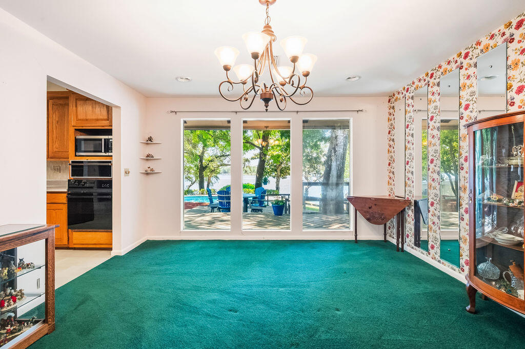 ROCKY BAYOU COUNTRY CLUB ESTATES 5 - Residential