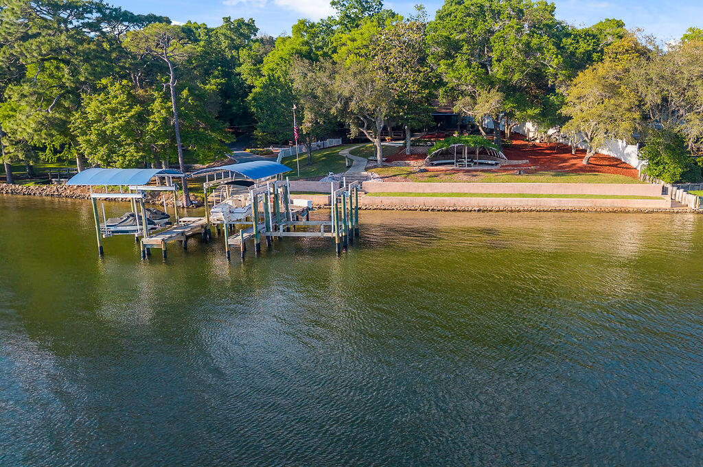 ROCKY BAYOU COUNTRY CLUB ESTATES 5 - Residential