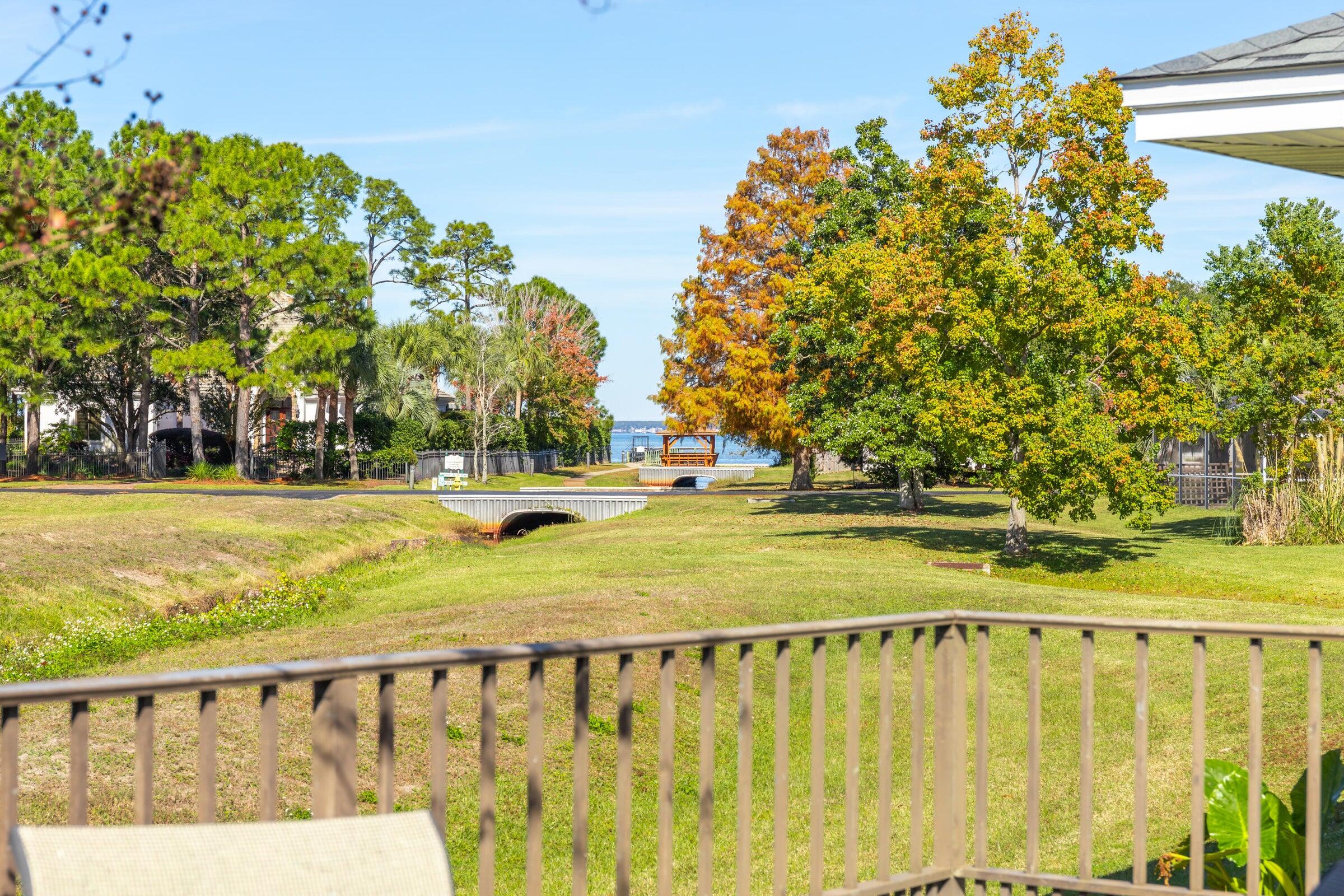 BAYSIDE - Residential