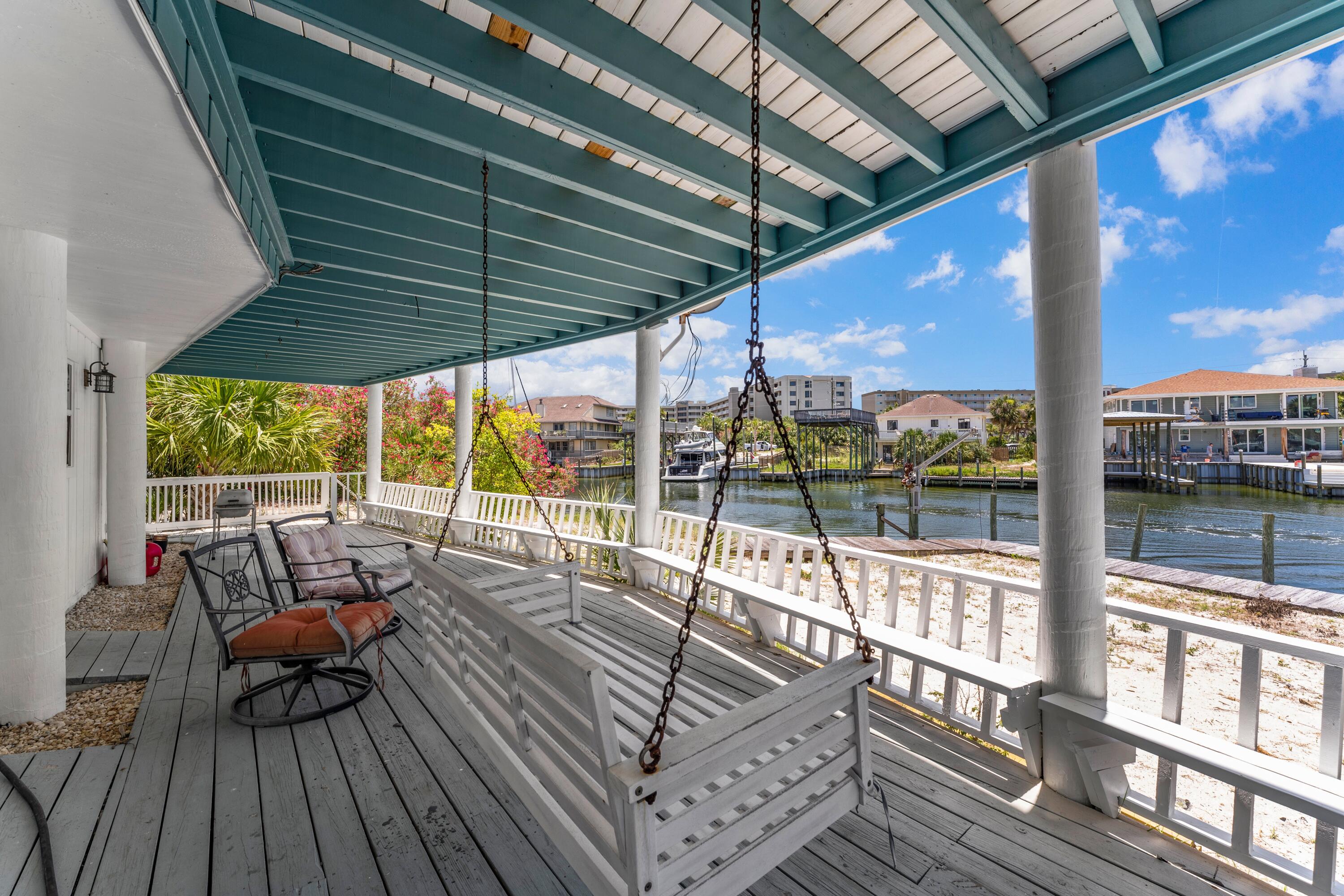 HOLIDAY ISLE - Residential