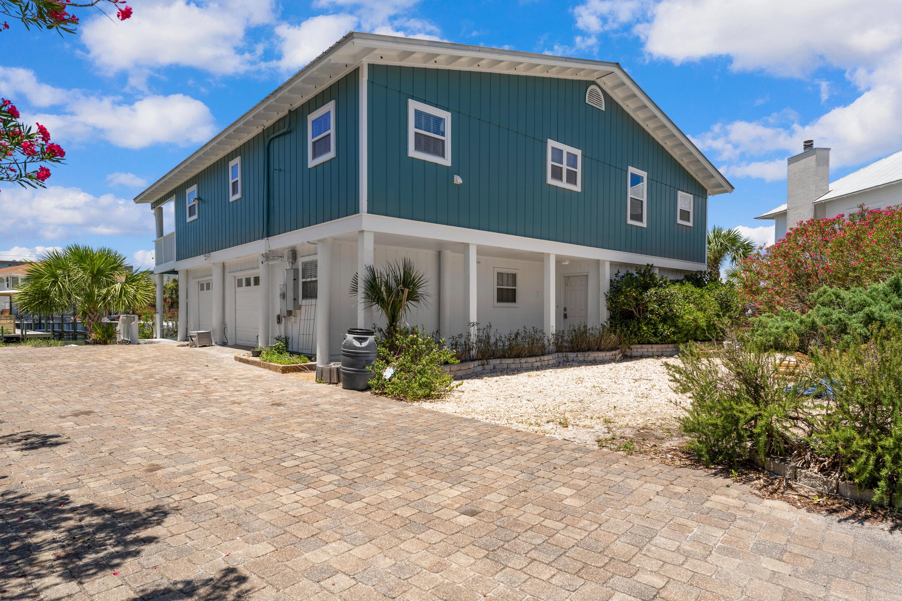 HOLIDAY ISLE - Residential