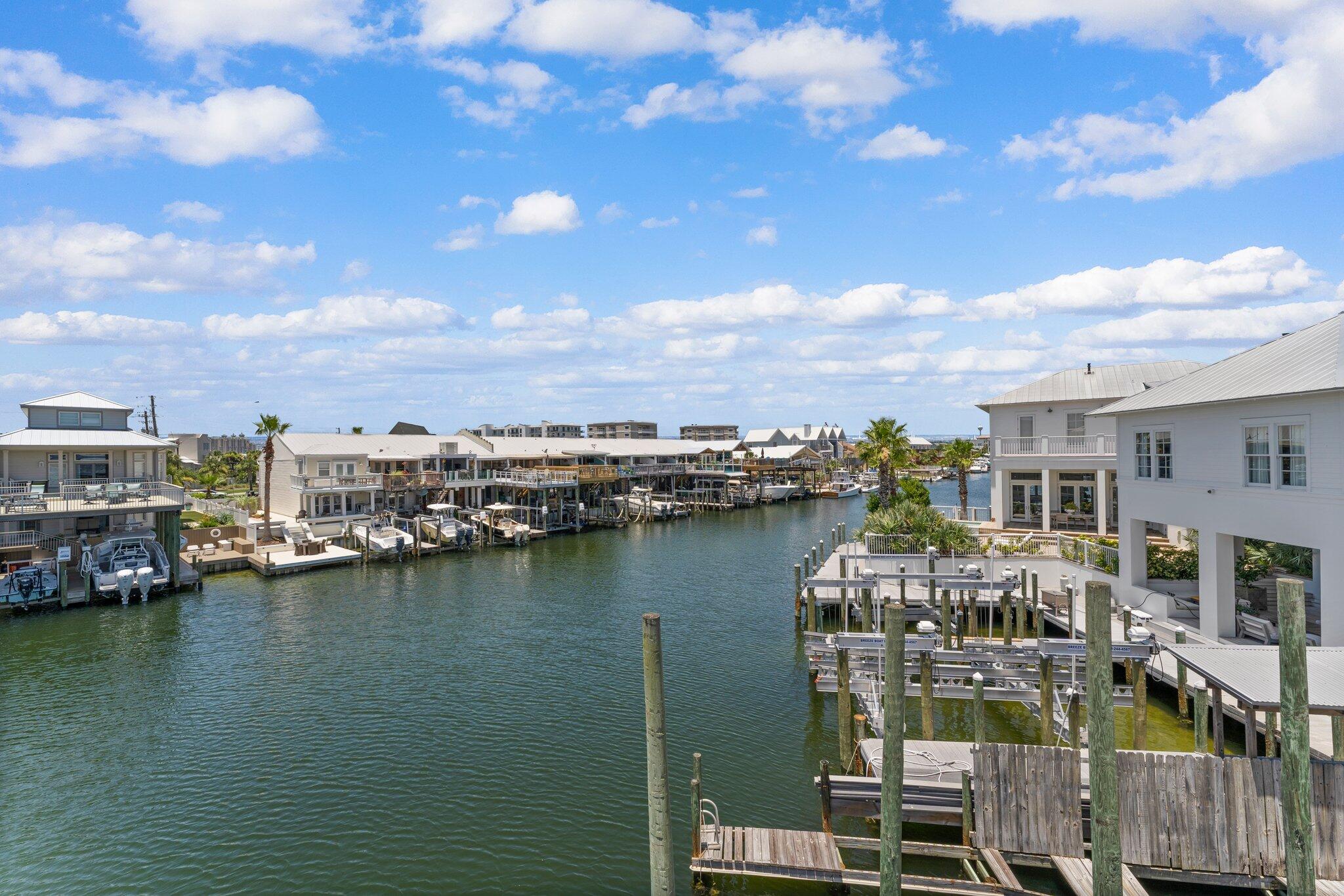 HOLIDAY ISLE - Residential