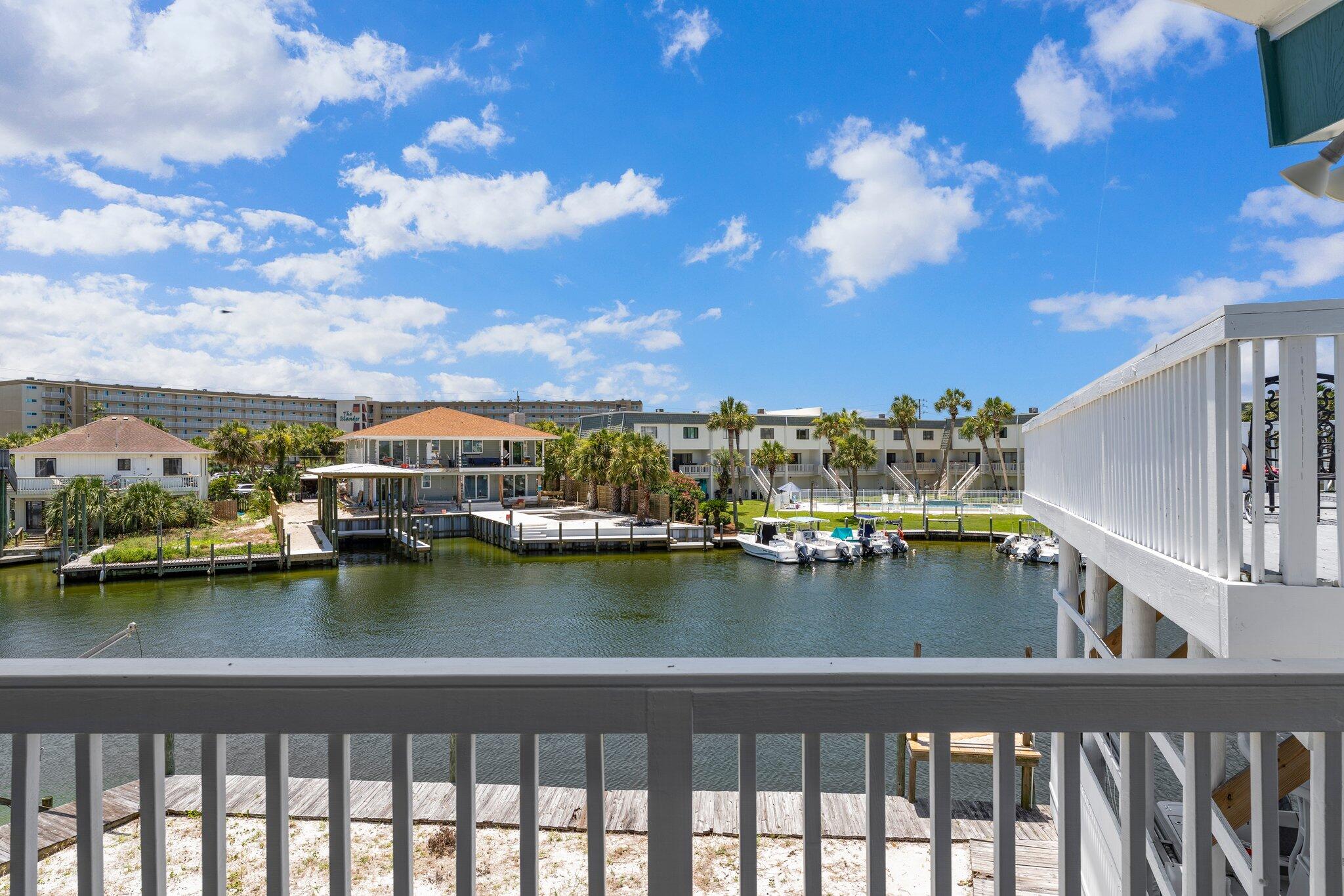 HOLIDAY ISLE - Residential