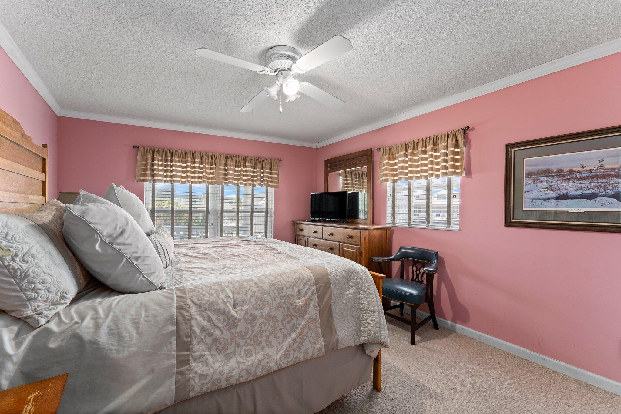 HOLIDAY ISLE - Residential