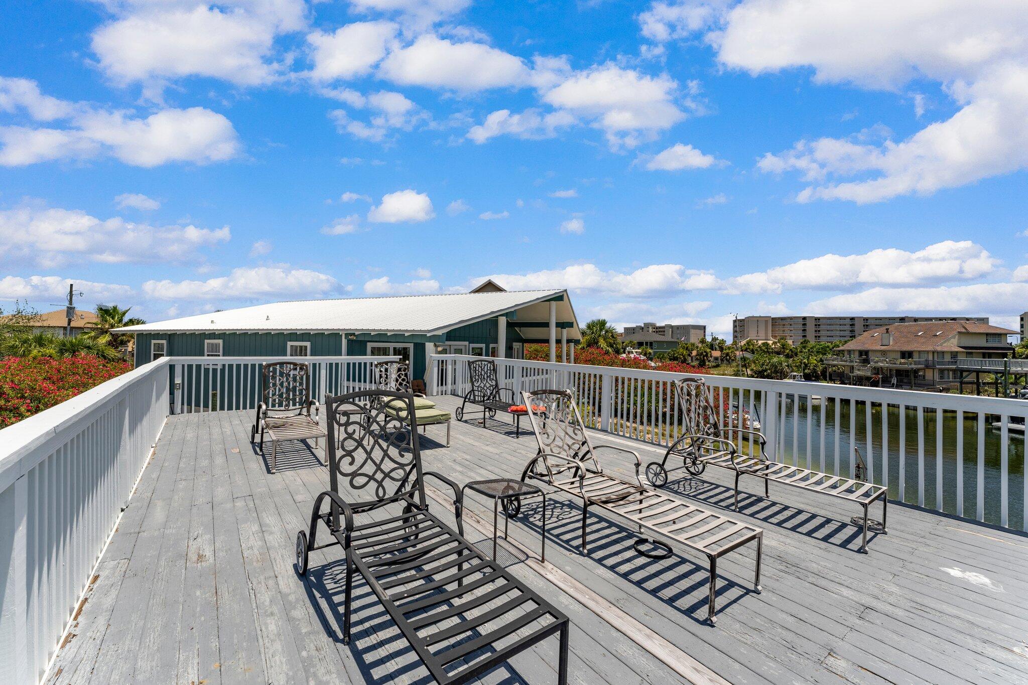 HOLIDAY ISLE - Residential