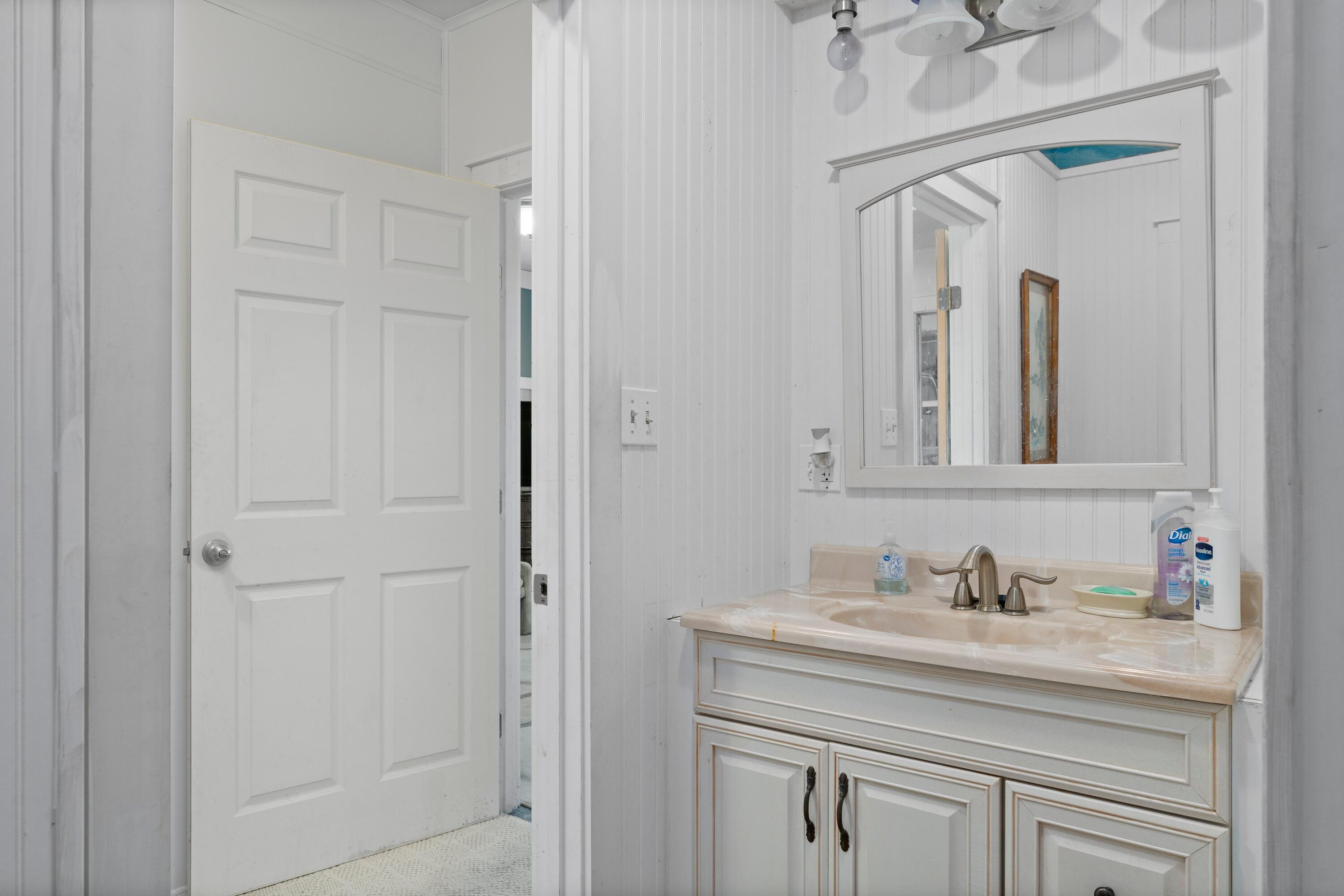 HOLIDAY ISLE - Residential