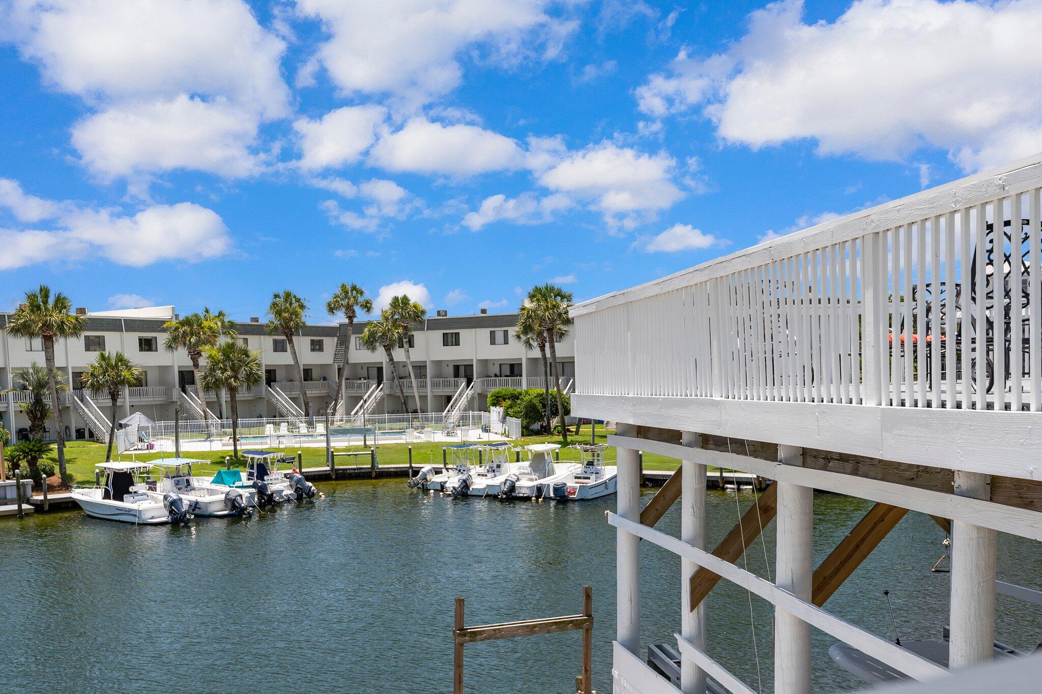 HOLIDAY ISLE - Residential