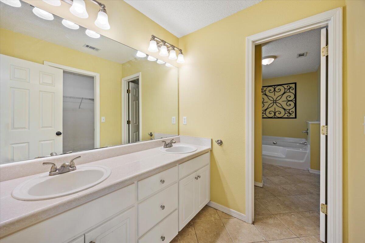 BERKELEY FOREST - Residential