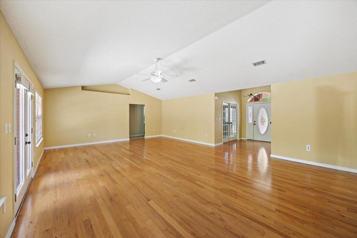 BERKELEY FOREST - Residential