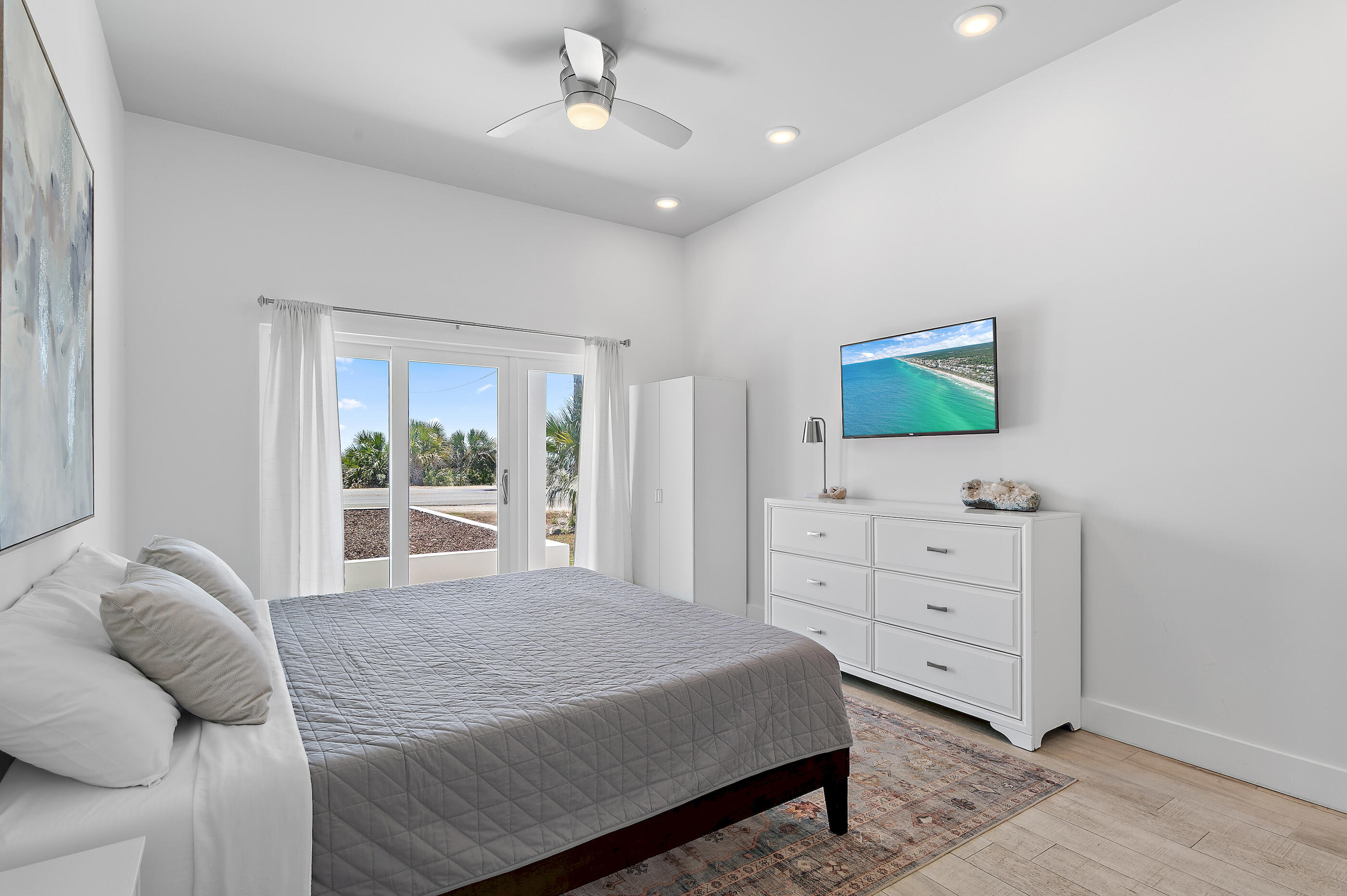 BID-A-WEE S/D - Residential