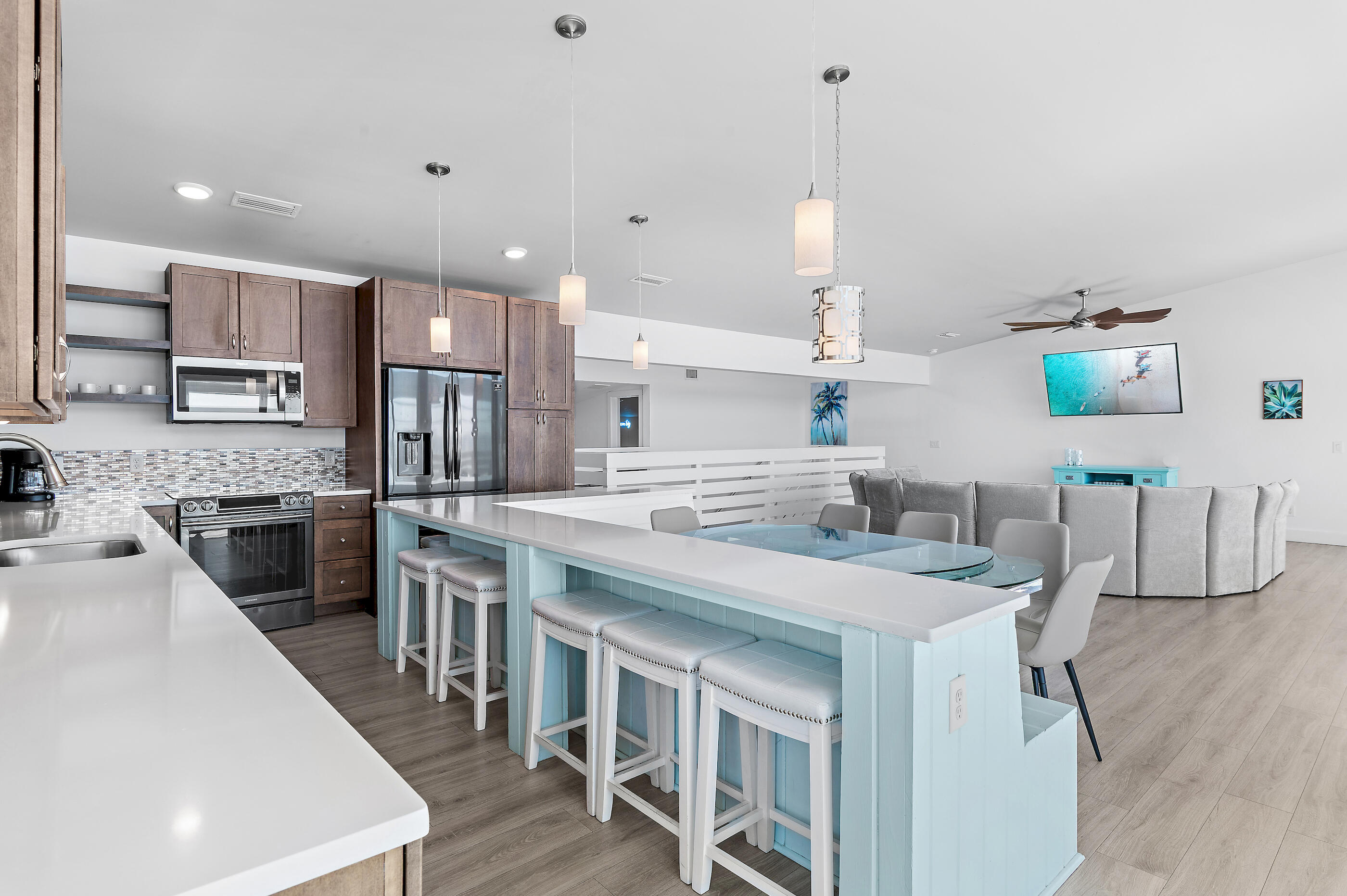 BID-A-WEE S/D - Residential