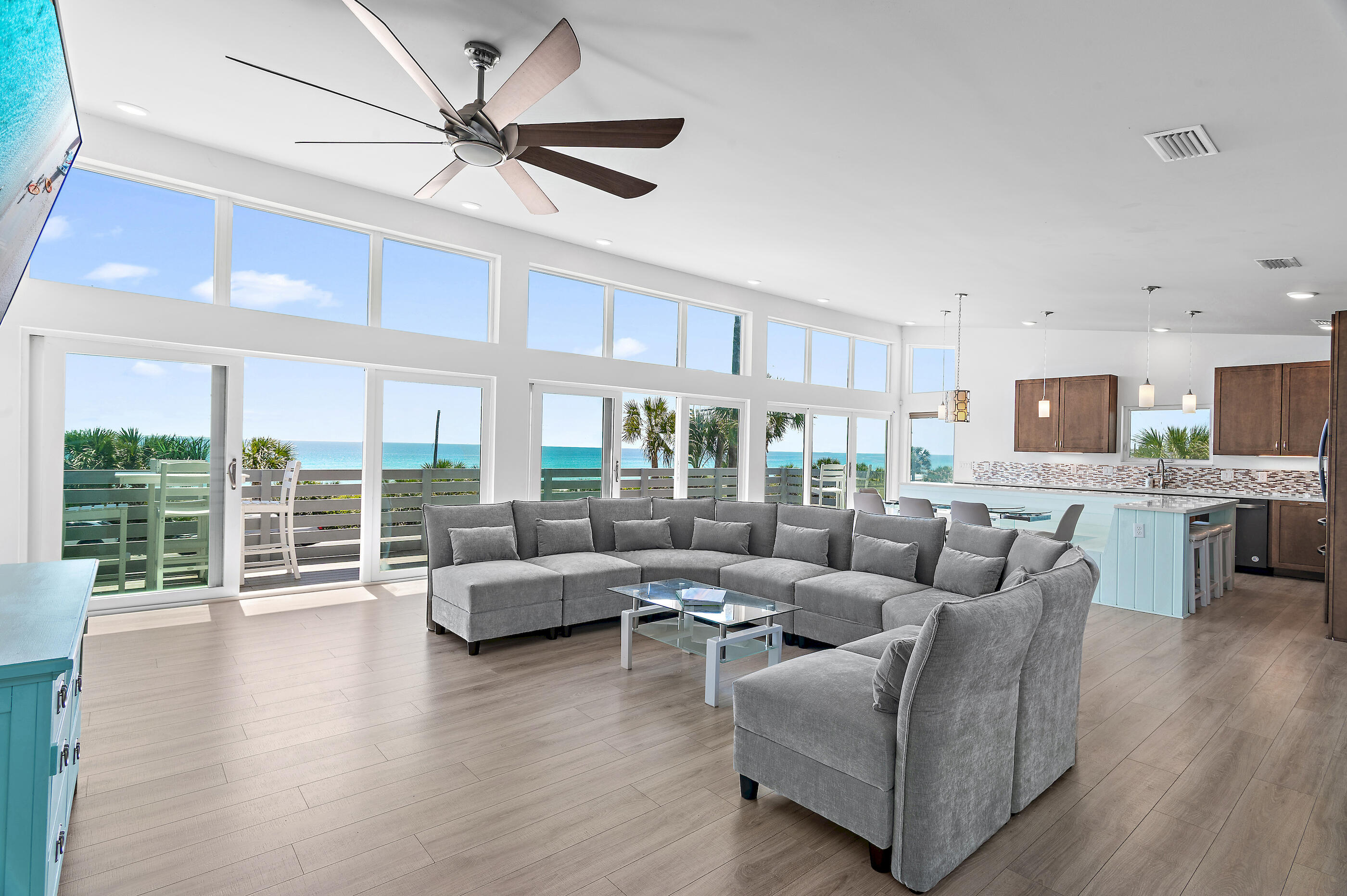 BID-A-WEE S/D - Residential