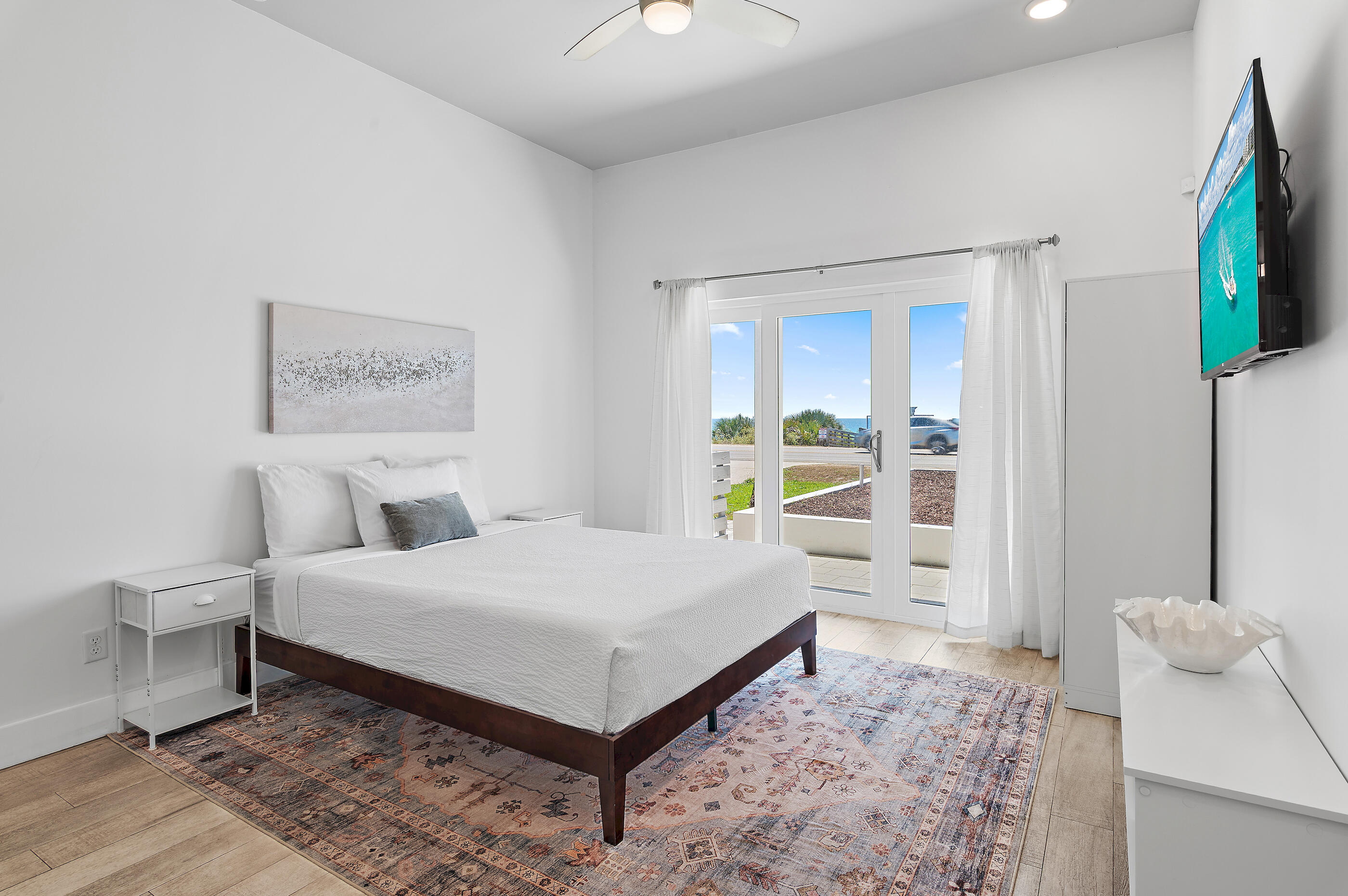 BID-A-WEE S/D - Residential