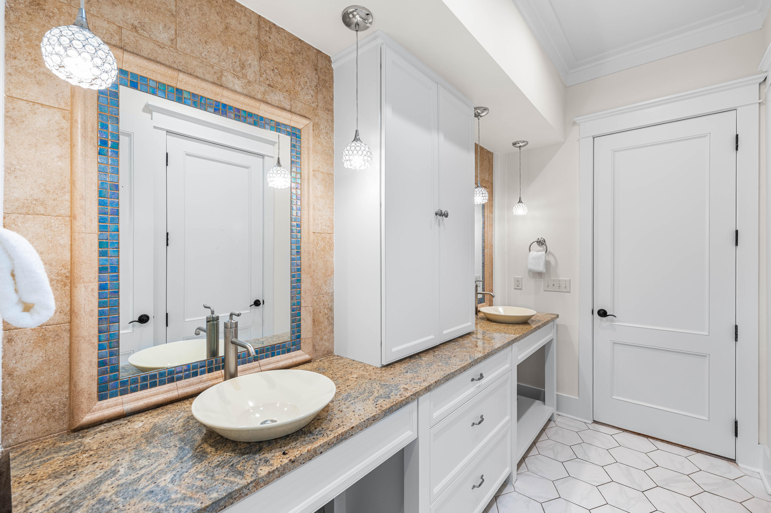 WATERCOLOR - Residential