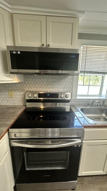 OAK PARK - Residential Lease