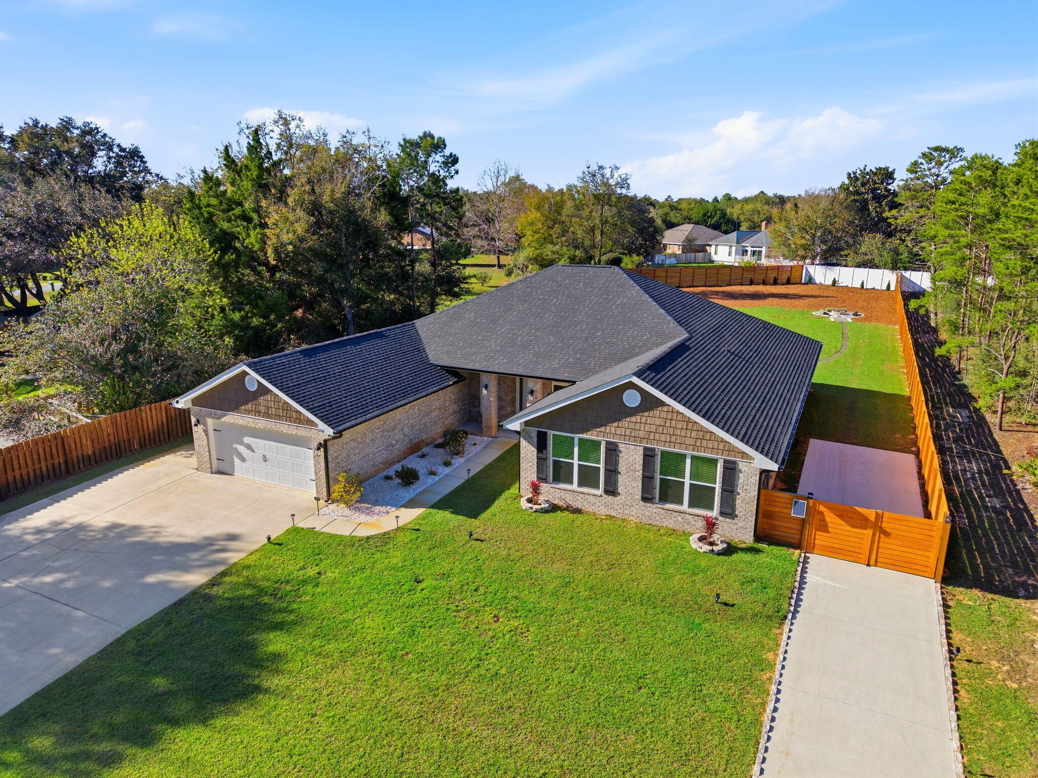 HOLLEY BY THE SEA - Residential