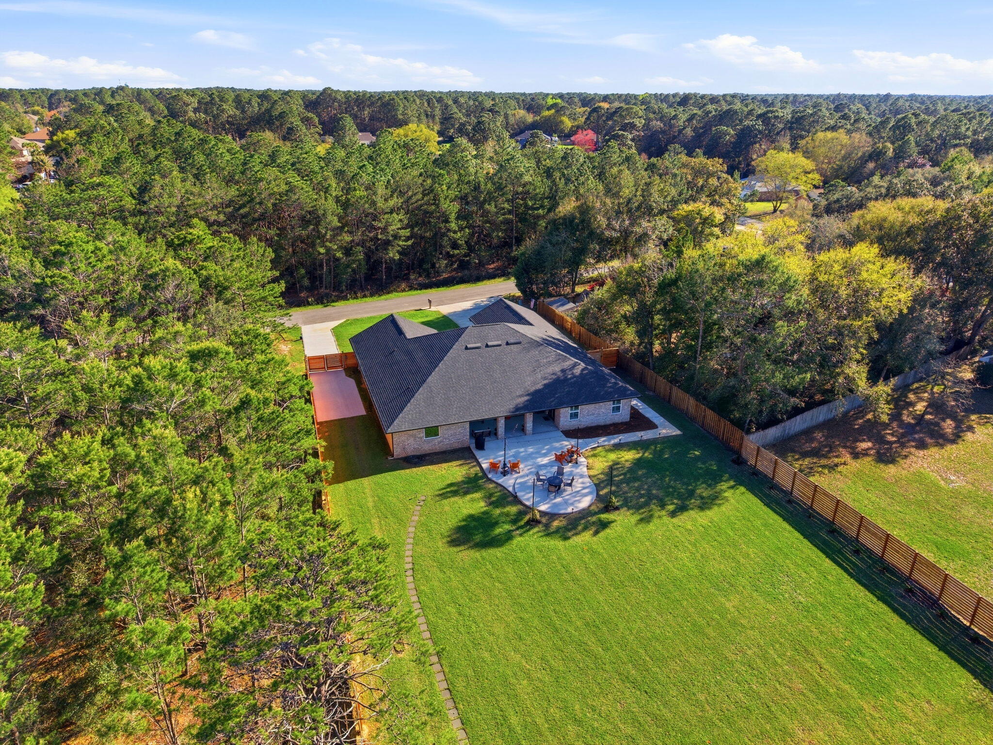 HOLLEY BY THE SEA - Residential