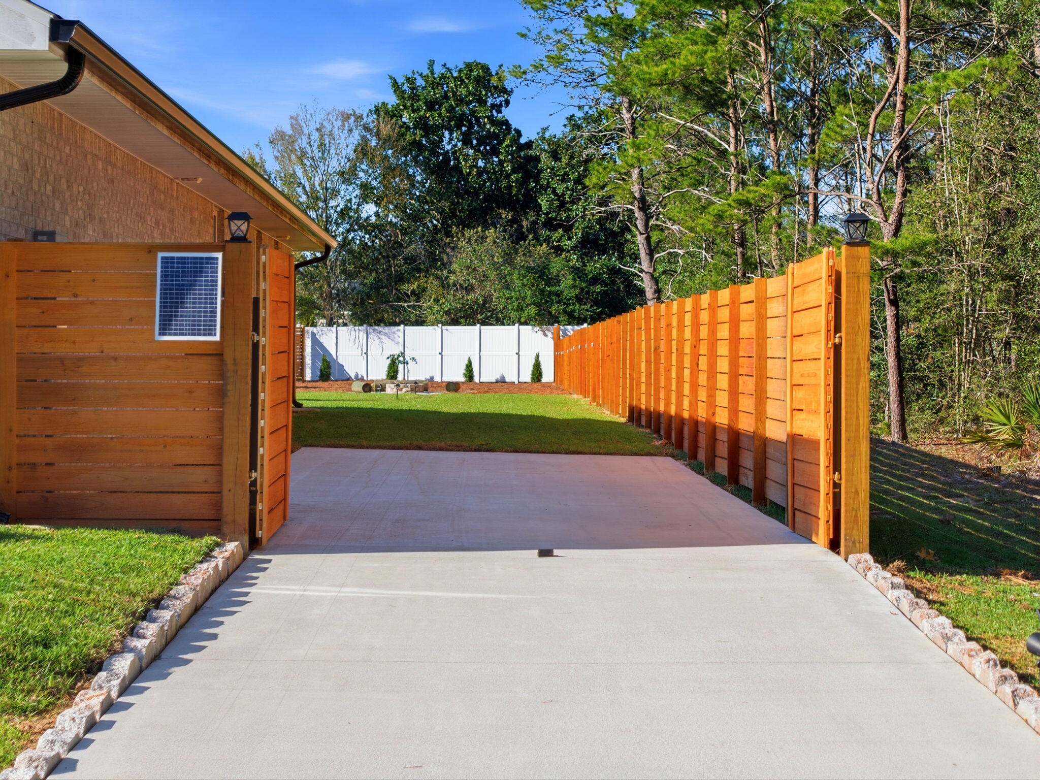 HOLLEY BY THE SEA - Residential