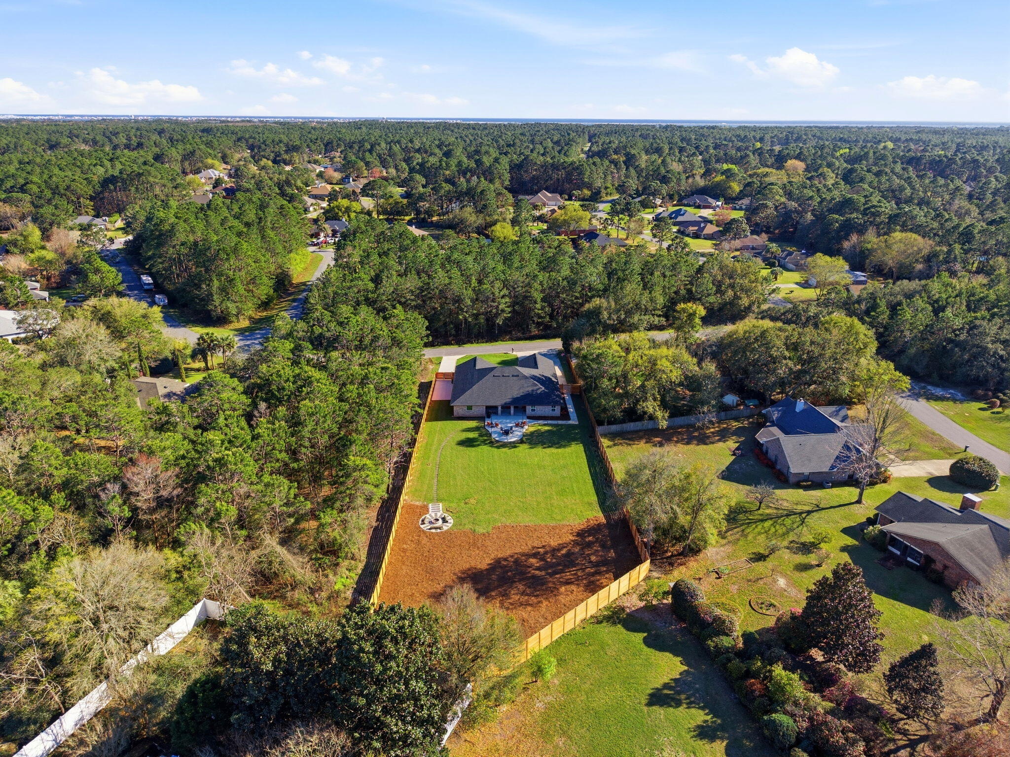 HOLLEY BY THE SEA - Residential