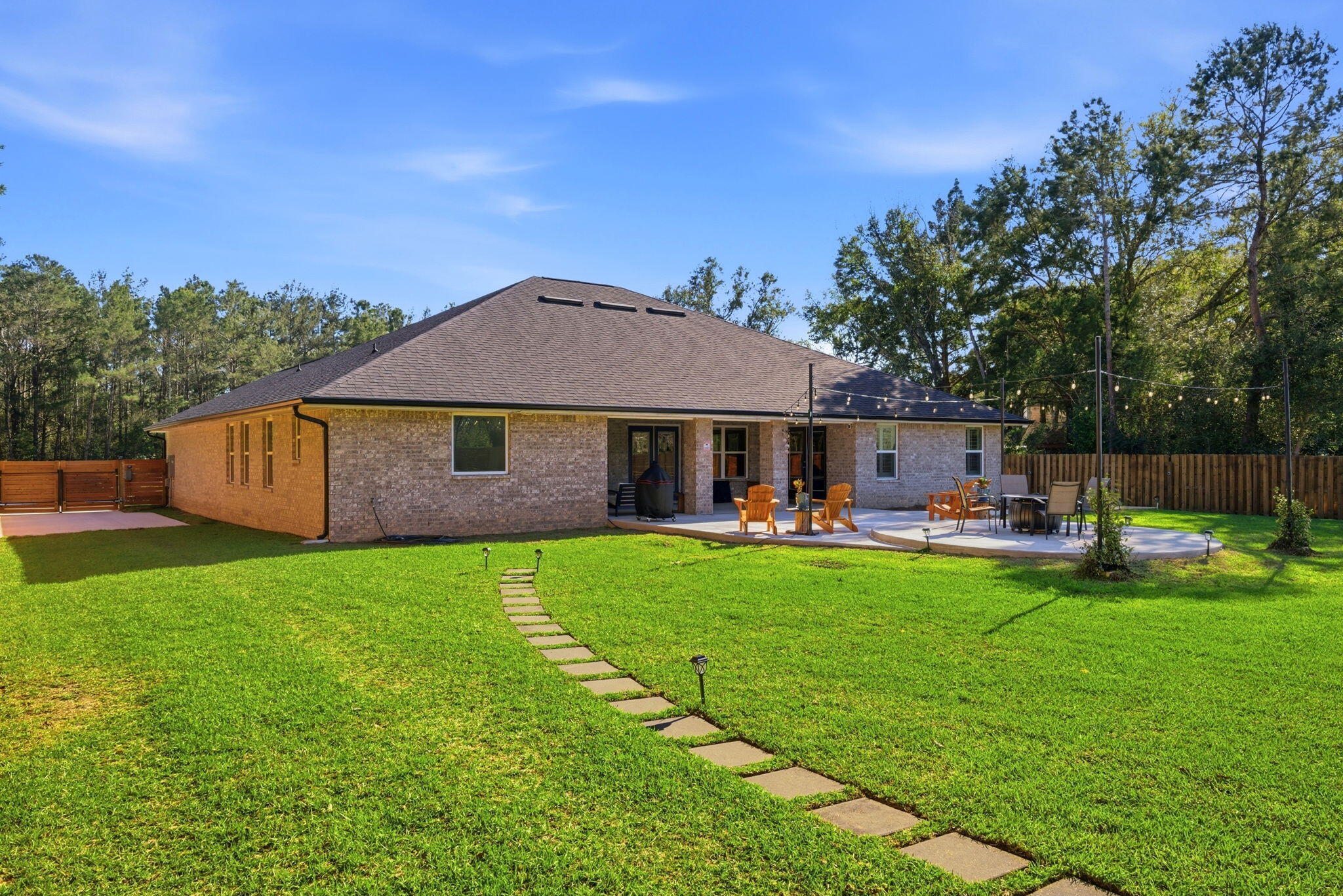 HOLLEY BY THE SEA - Residential