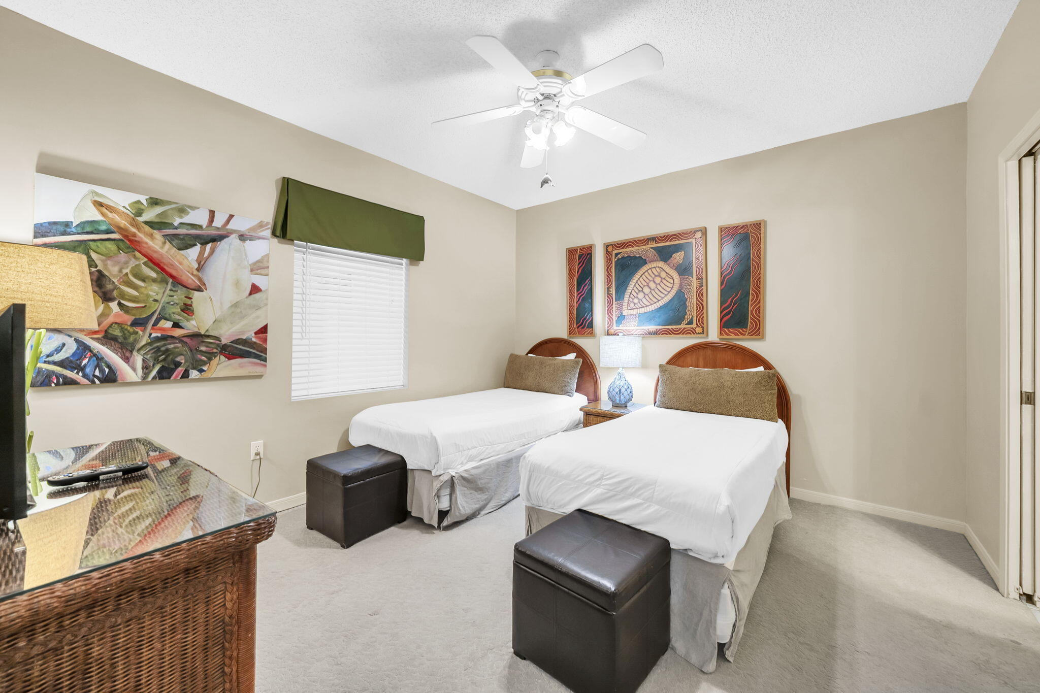 WATERVIEW TOWERS YACHT CLUB - Residential