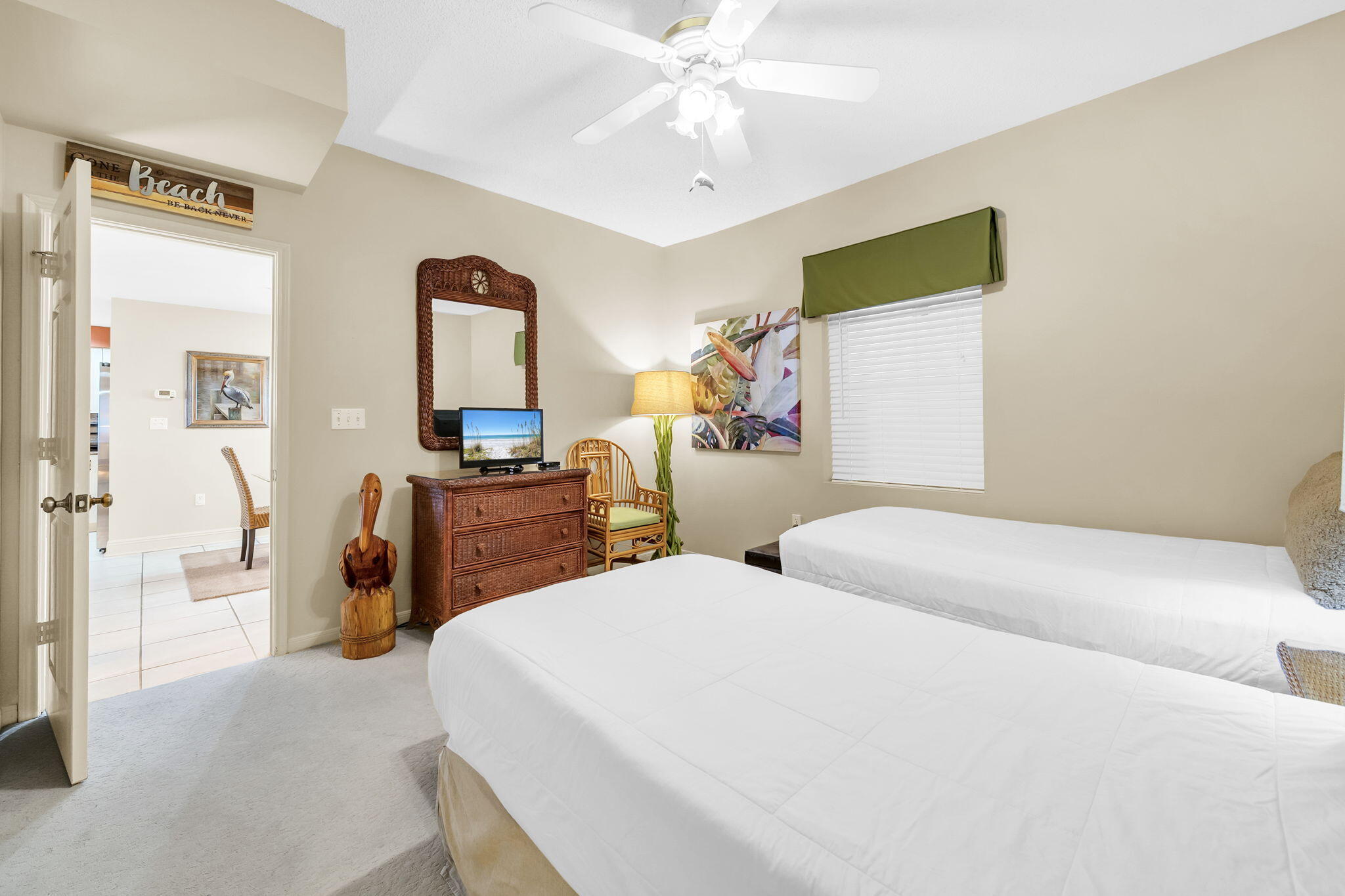 WATERVIEW TOWERS YACHT CLUB - Residential