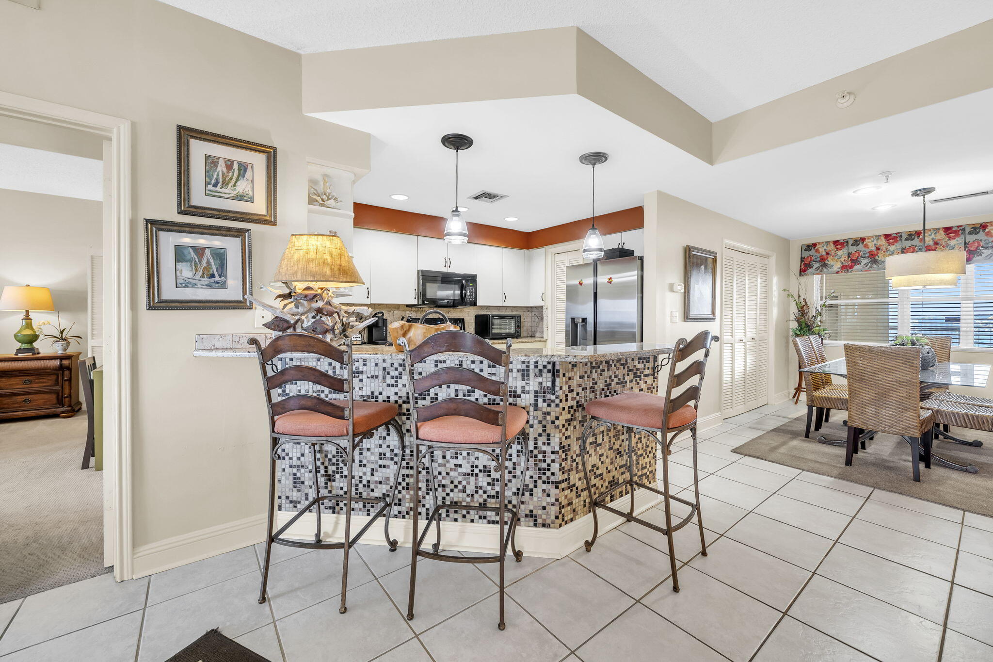 WATERVIEW TOWERS YACHT CLUB - Residential