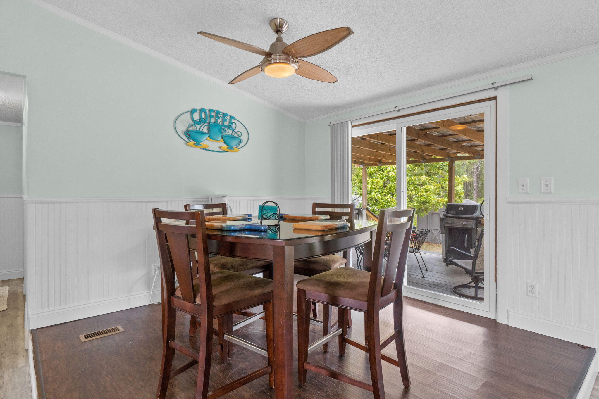 SAND DOLLAR ESTATES - Residential