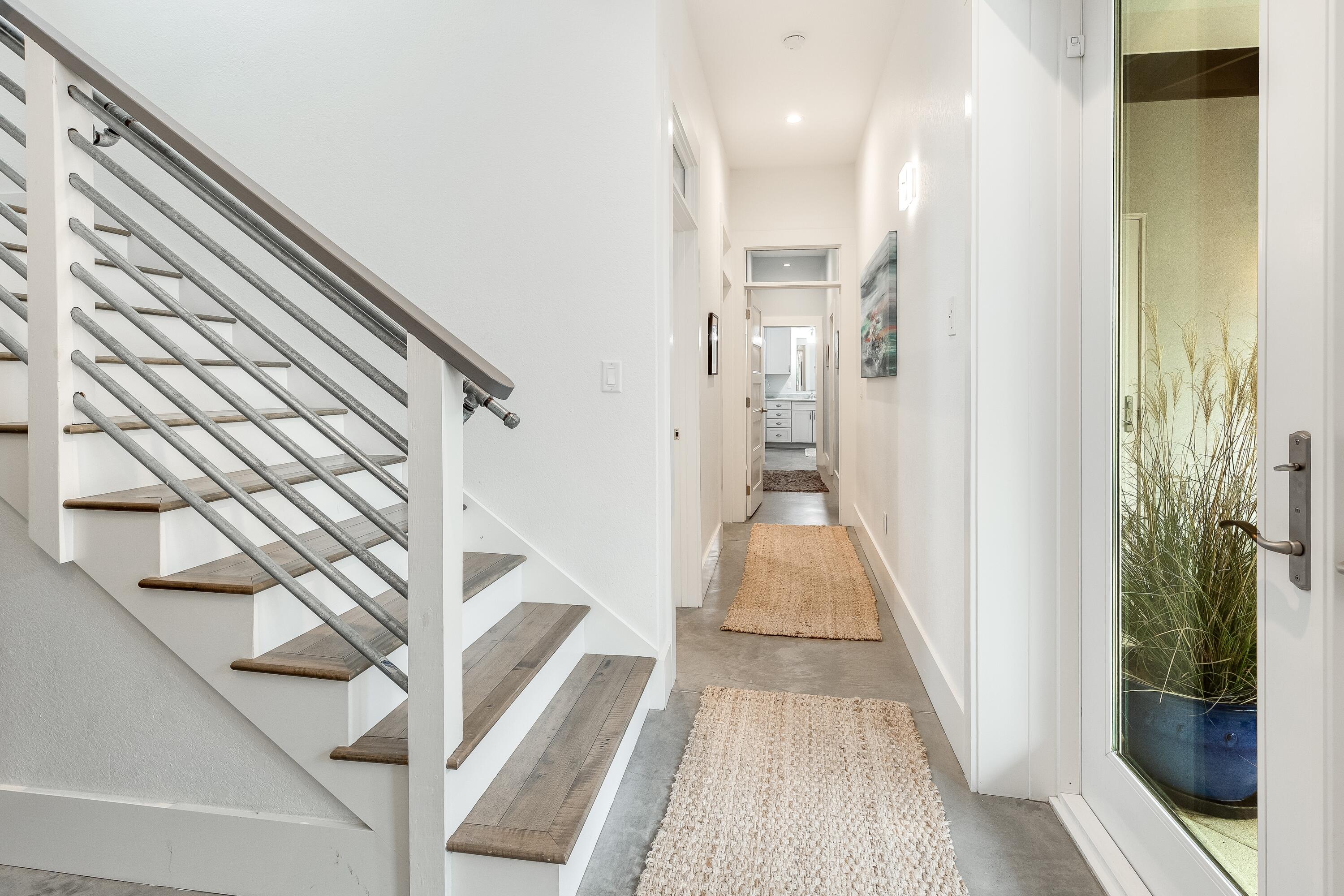 GULF SHORE MANOR - Residential