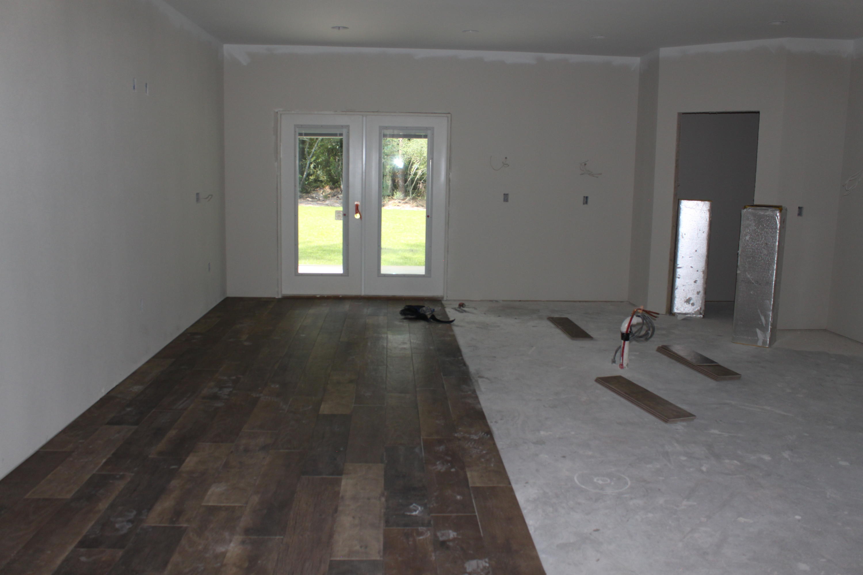 NAVARRE S/D 1ST ADDN - Residential