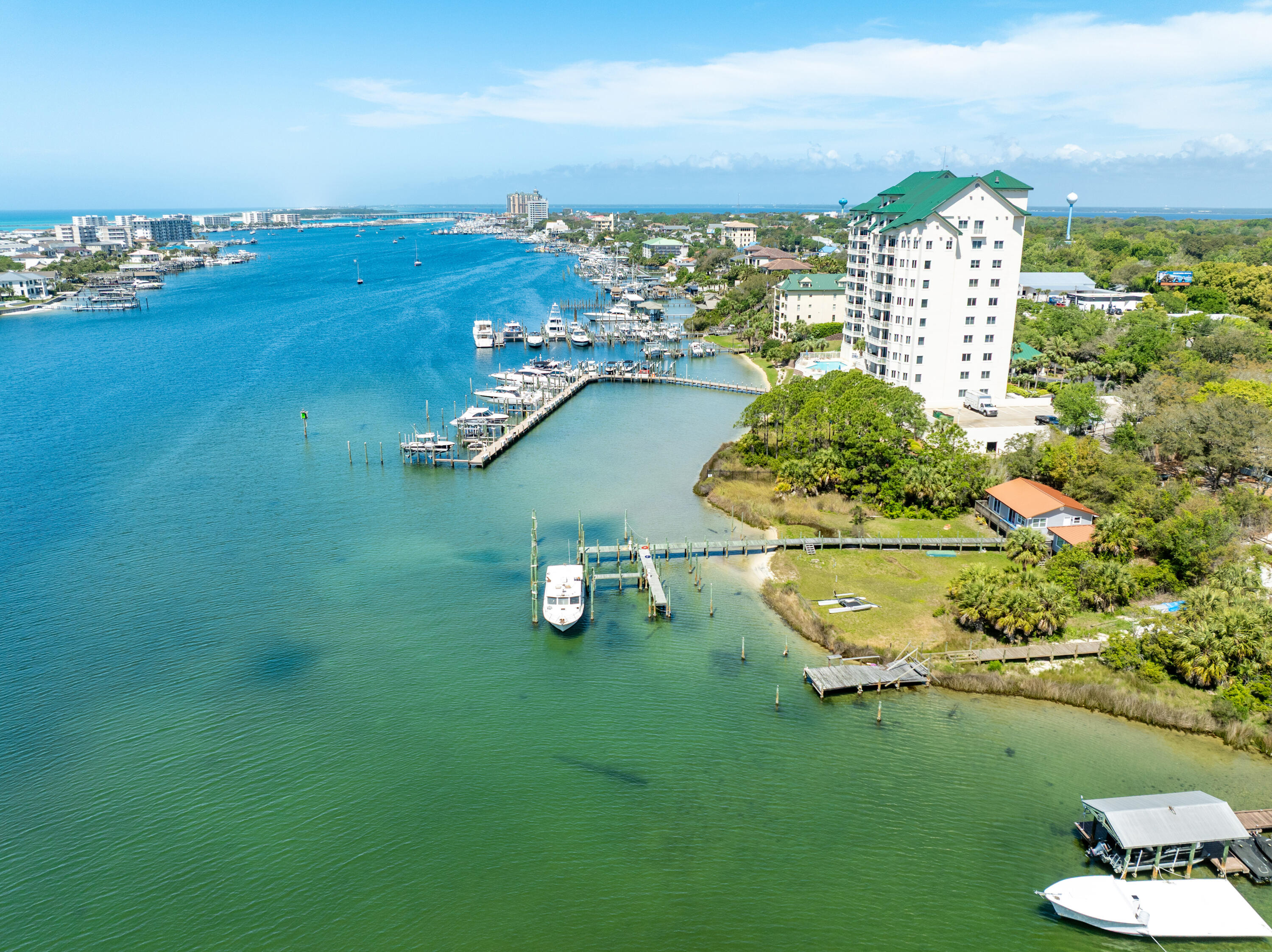 GRAND HARBOR - Residential