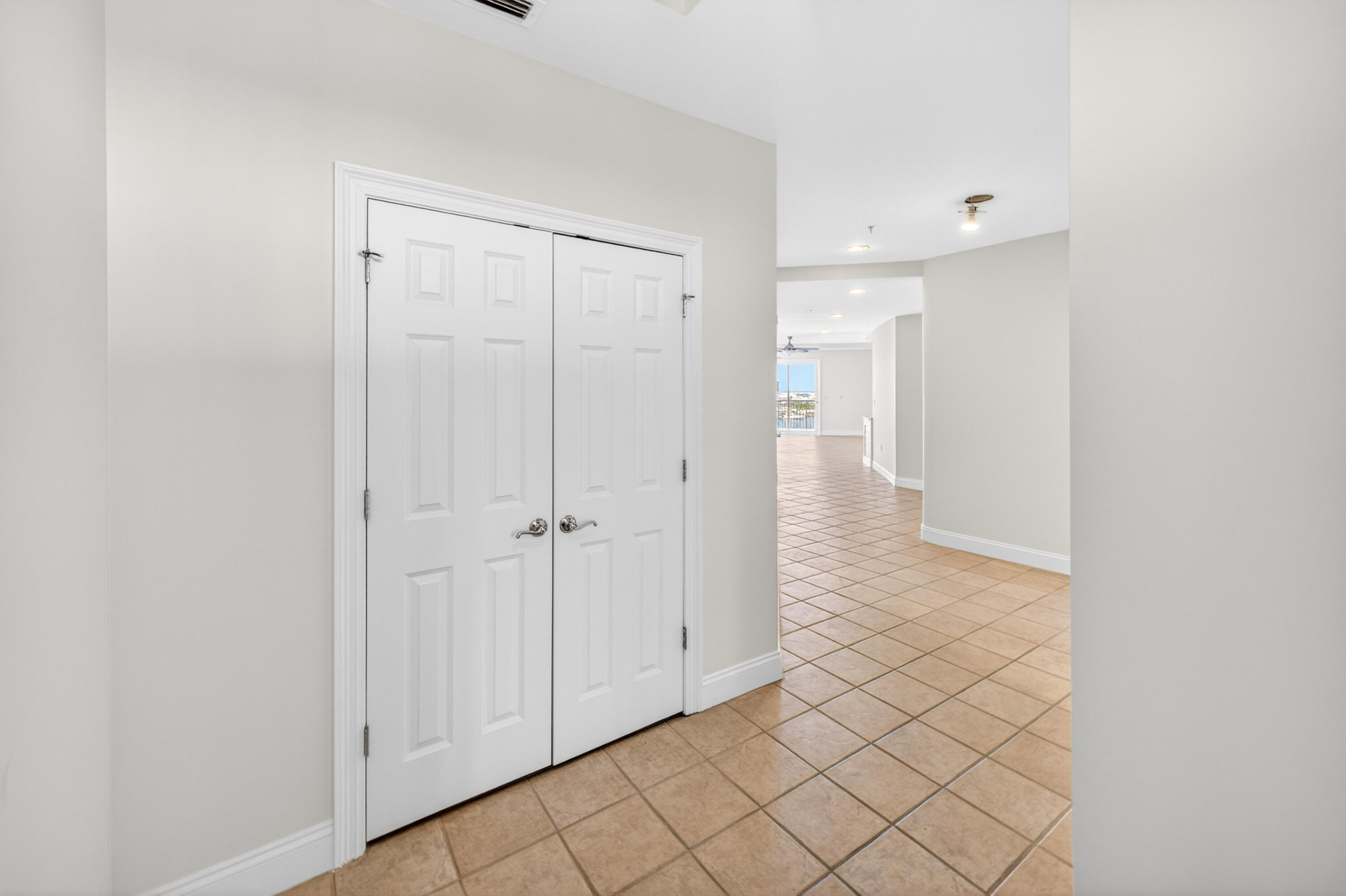 GRAND HARBOR - Residential