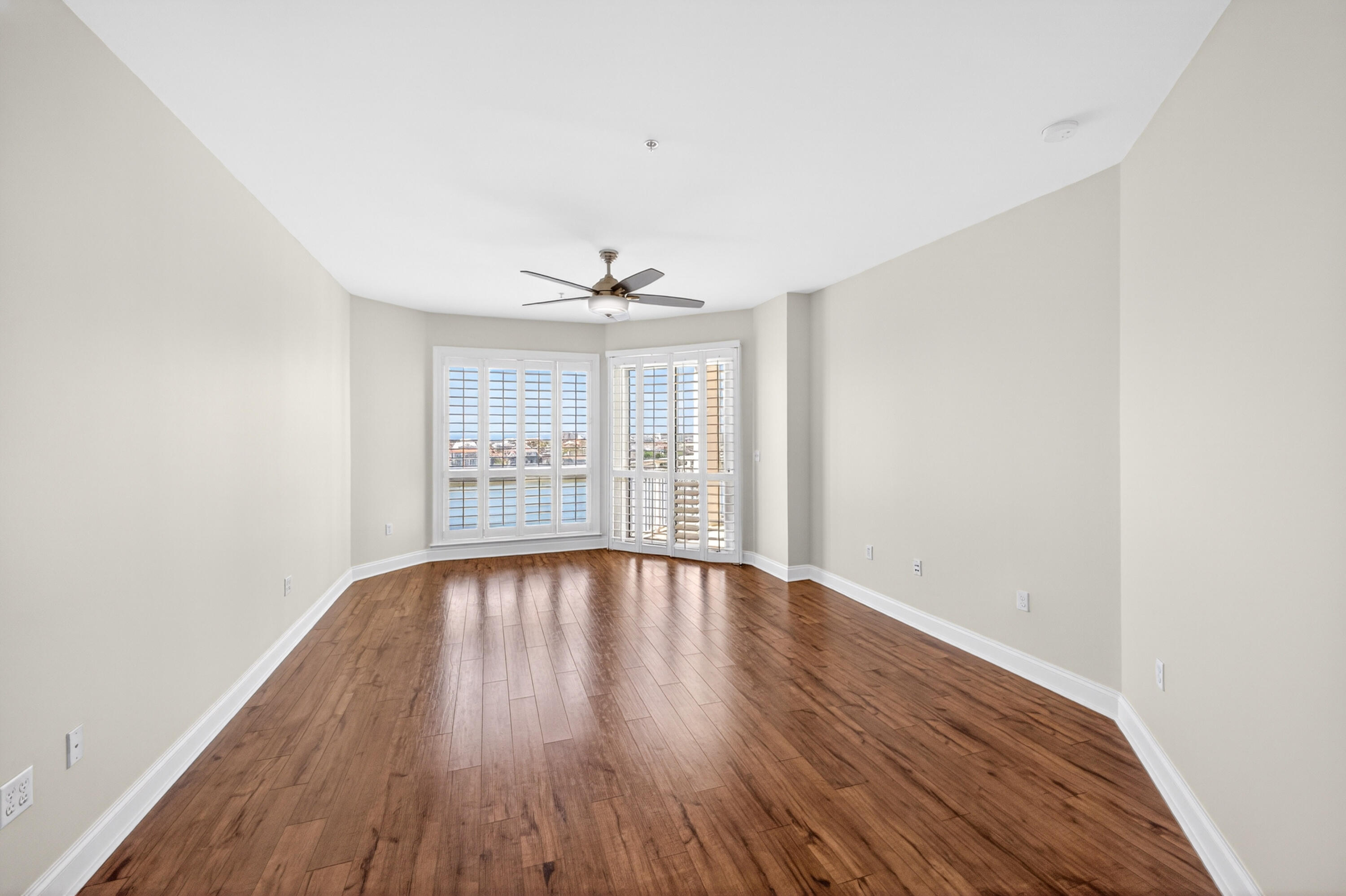 GRAND HARBOR - Residential