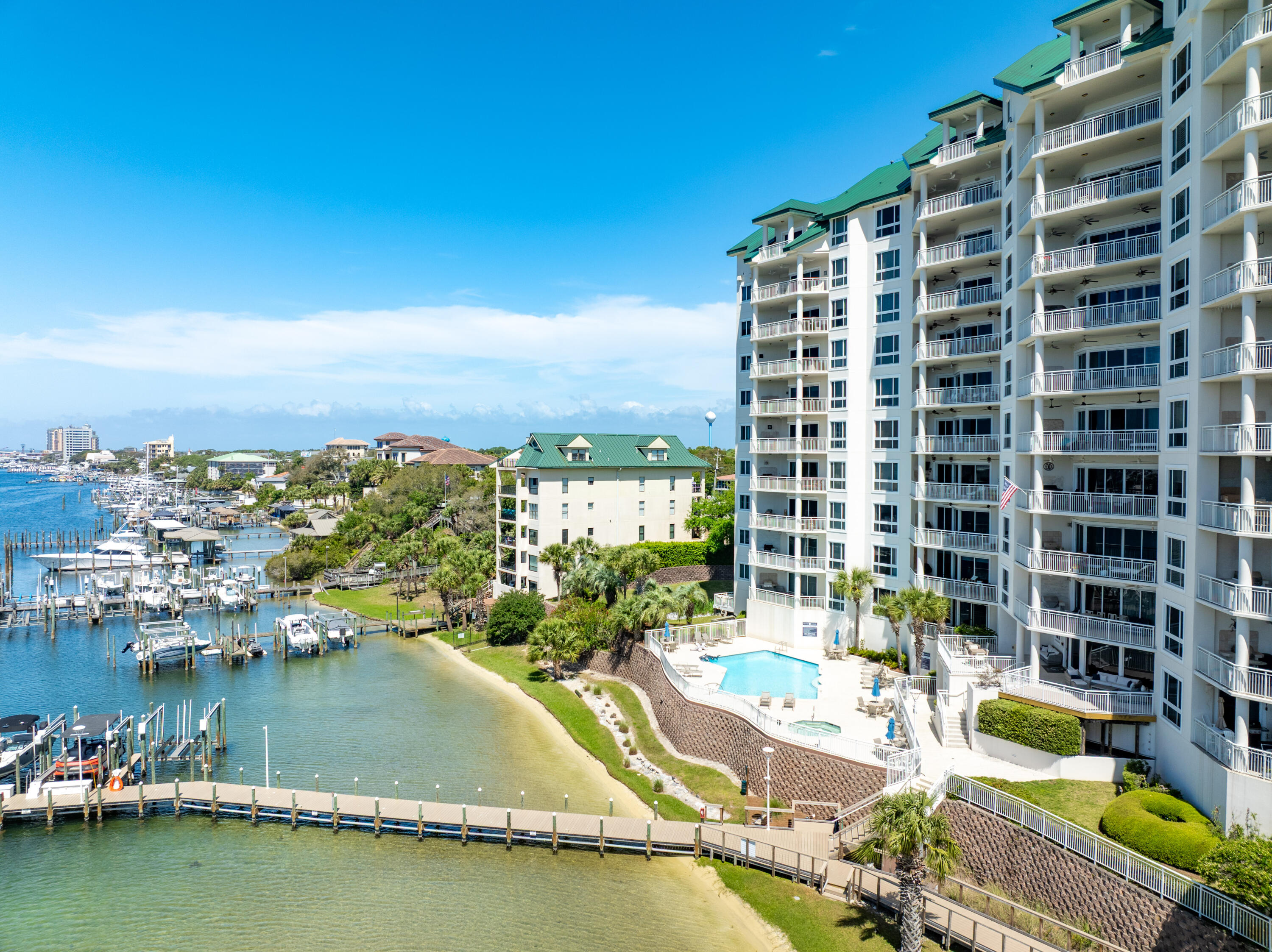 GRAND HARBOR - Residential