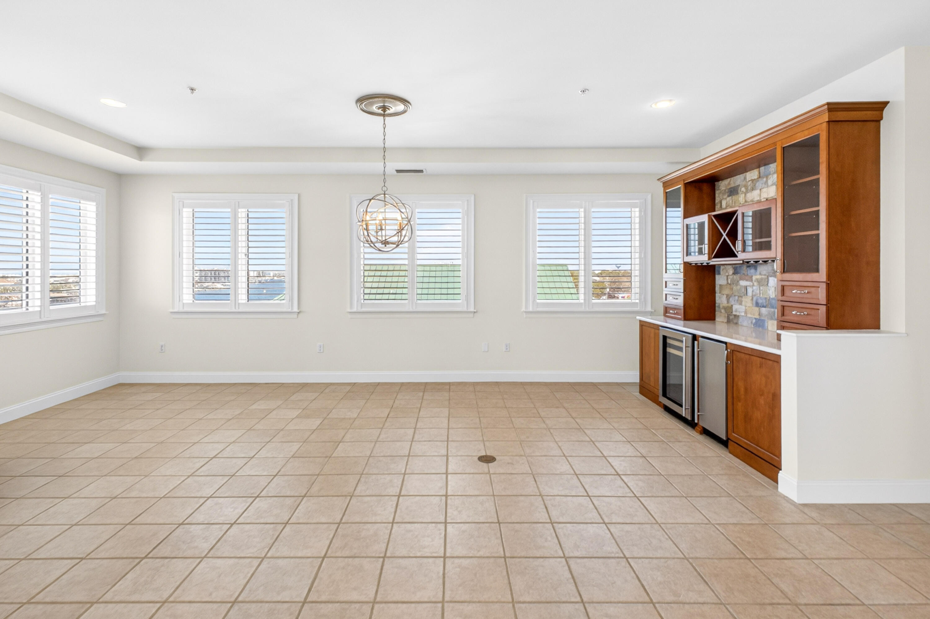 GRAND HARBOR - Residential