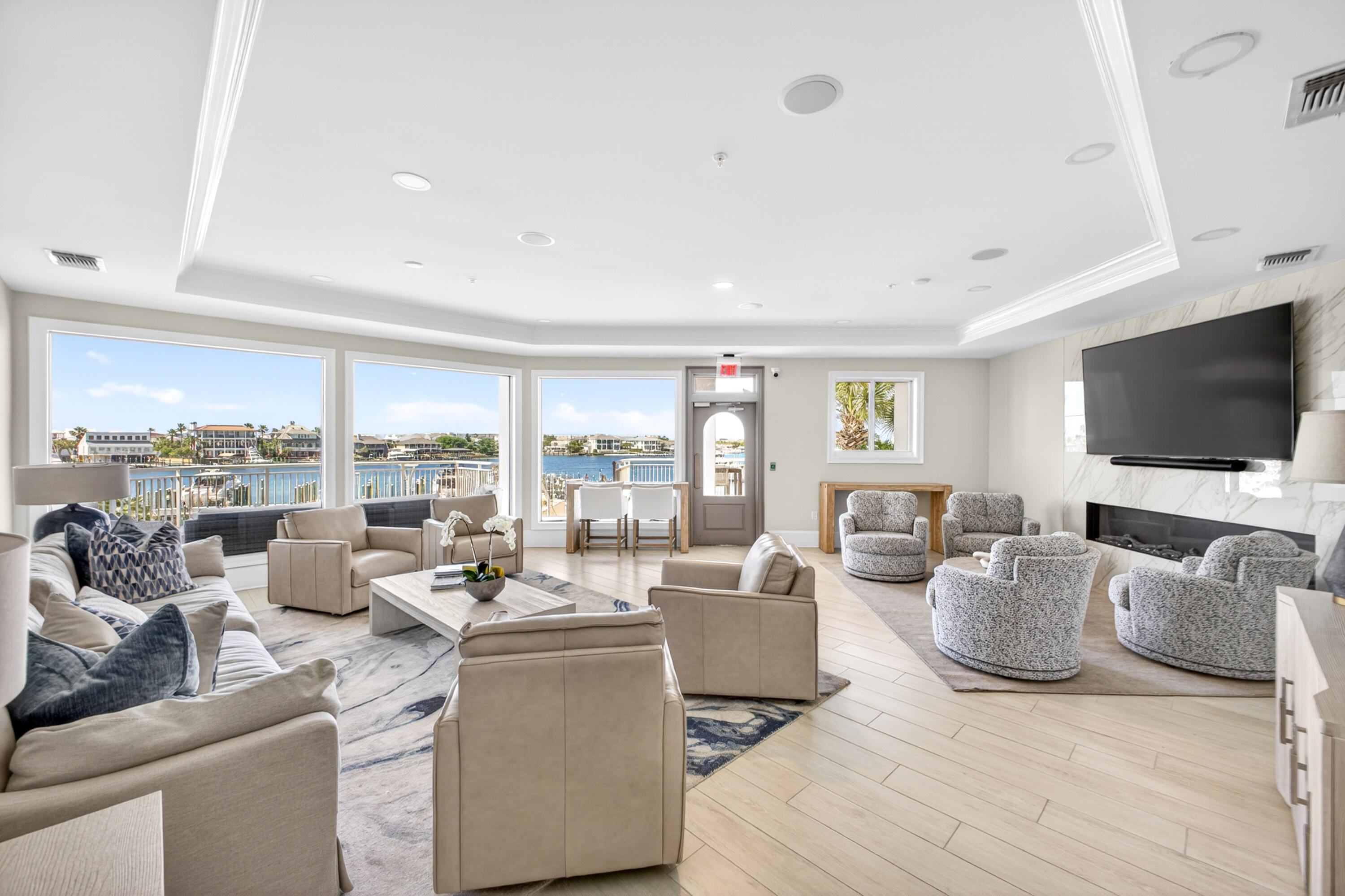 GRAND HARBOR - Residential