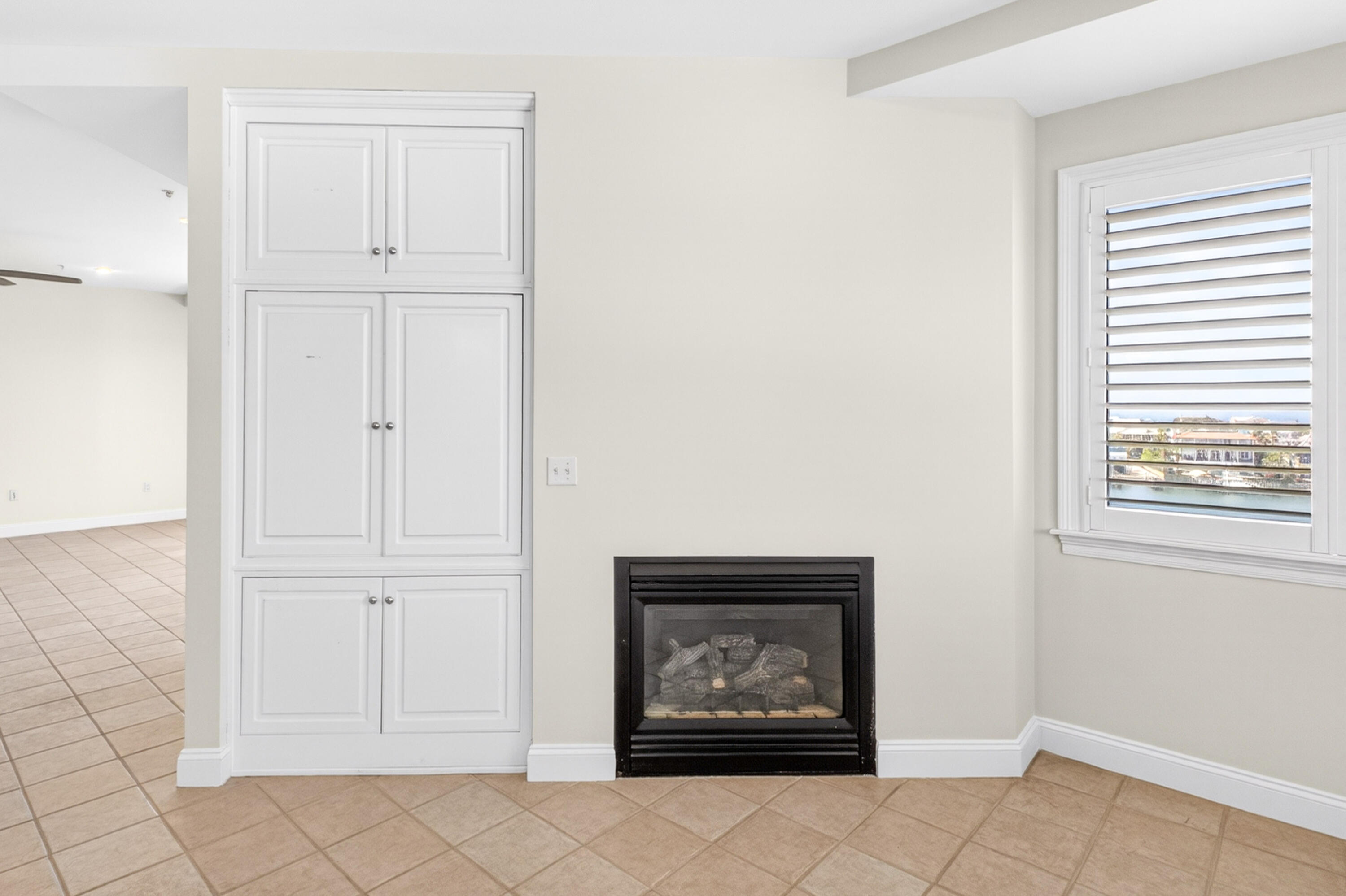 GRAND HARBOR - Residential