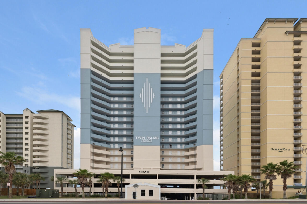 Twin Palms Resort - Residential