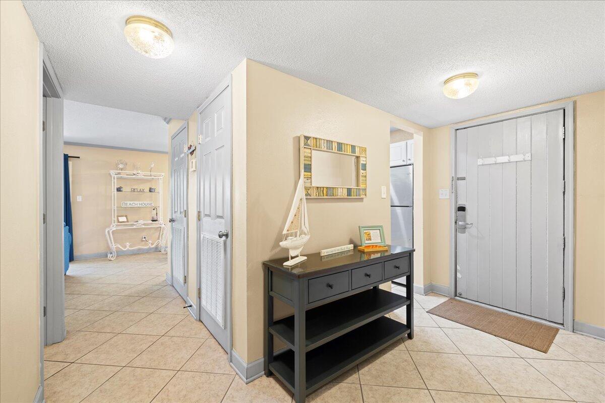 SEASCAPE CONDO GARDEN VILLA - Residential