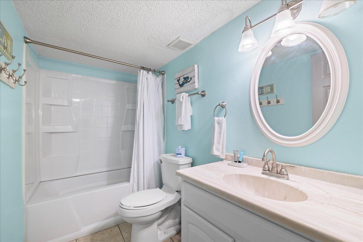 SEASCAPE CONDO GARDEN VILLA - Residential