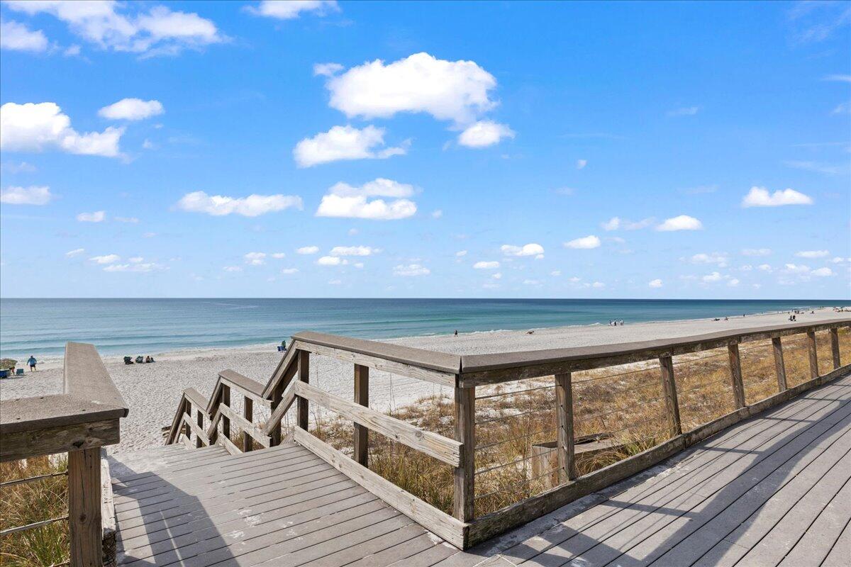 SEASCAPE CONDO GARDEN VILLA - Residential