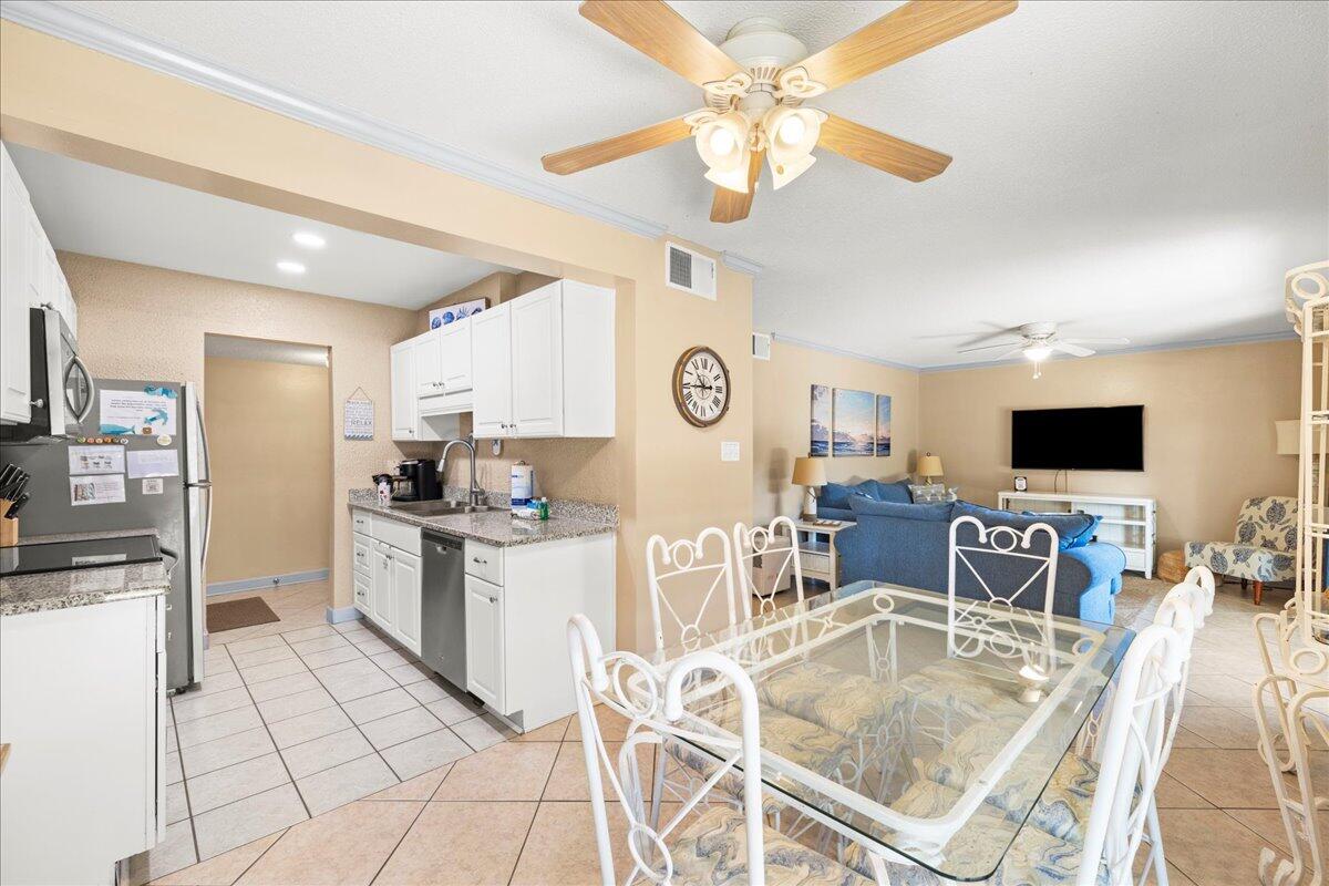 SEASCAPE CONDO GARDEN VILLA - Residential