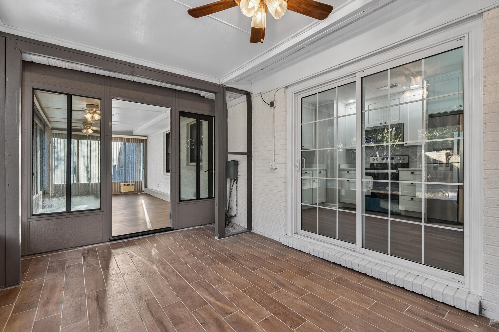 CAROL ANNE MANOR SUBDIVISION - Residential Lease