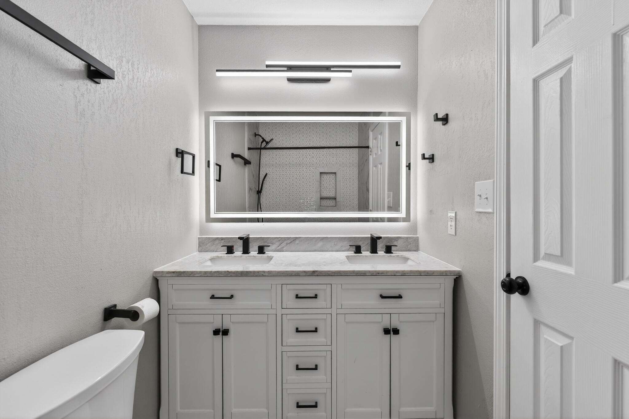 CAROL ANNE MANOR SUBDIVISION - Residential Lease