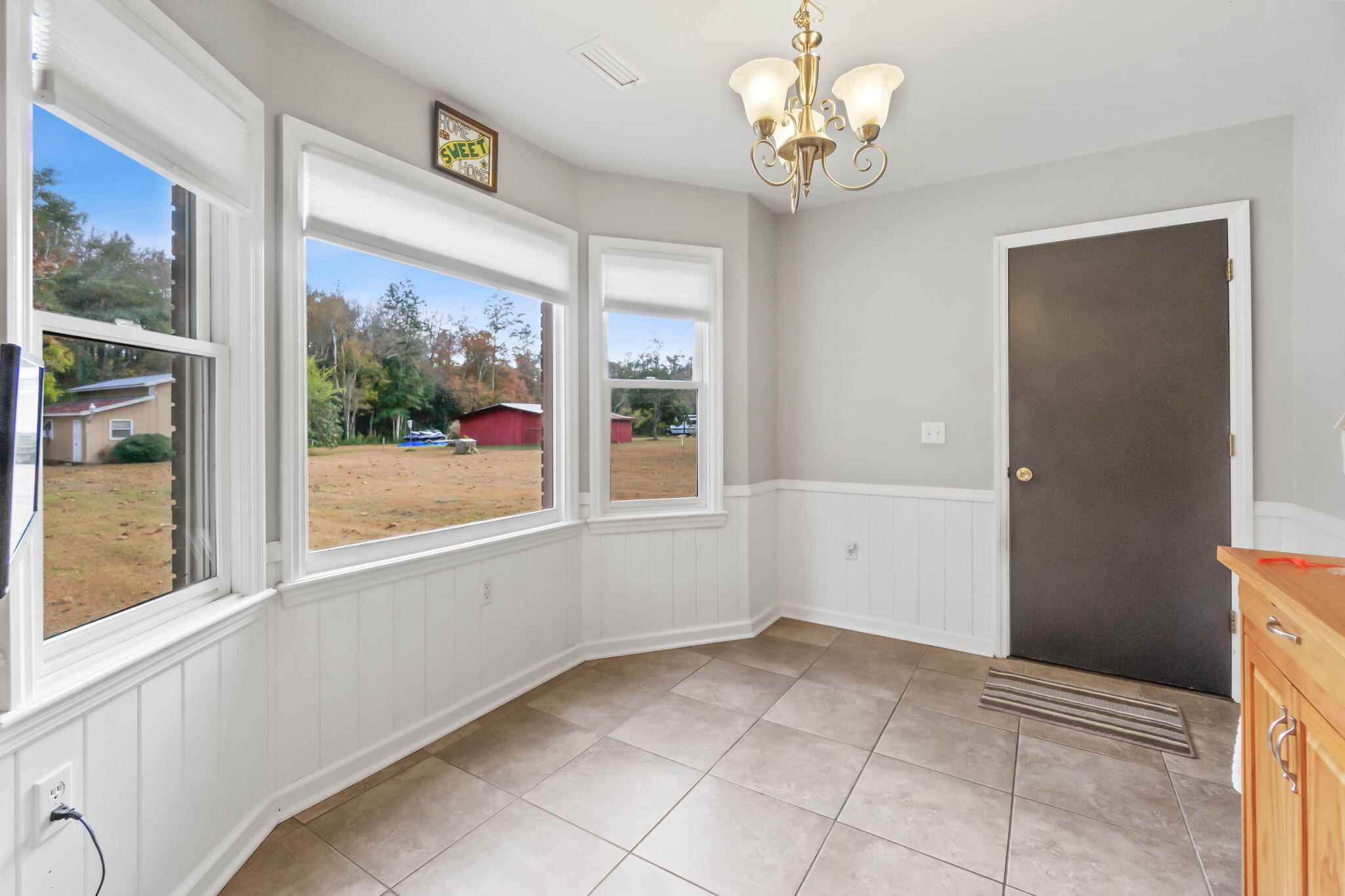 NO RECORDED SUBDIVISION - Residential