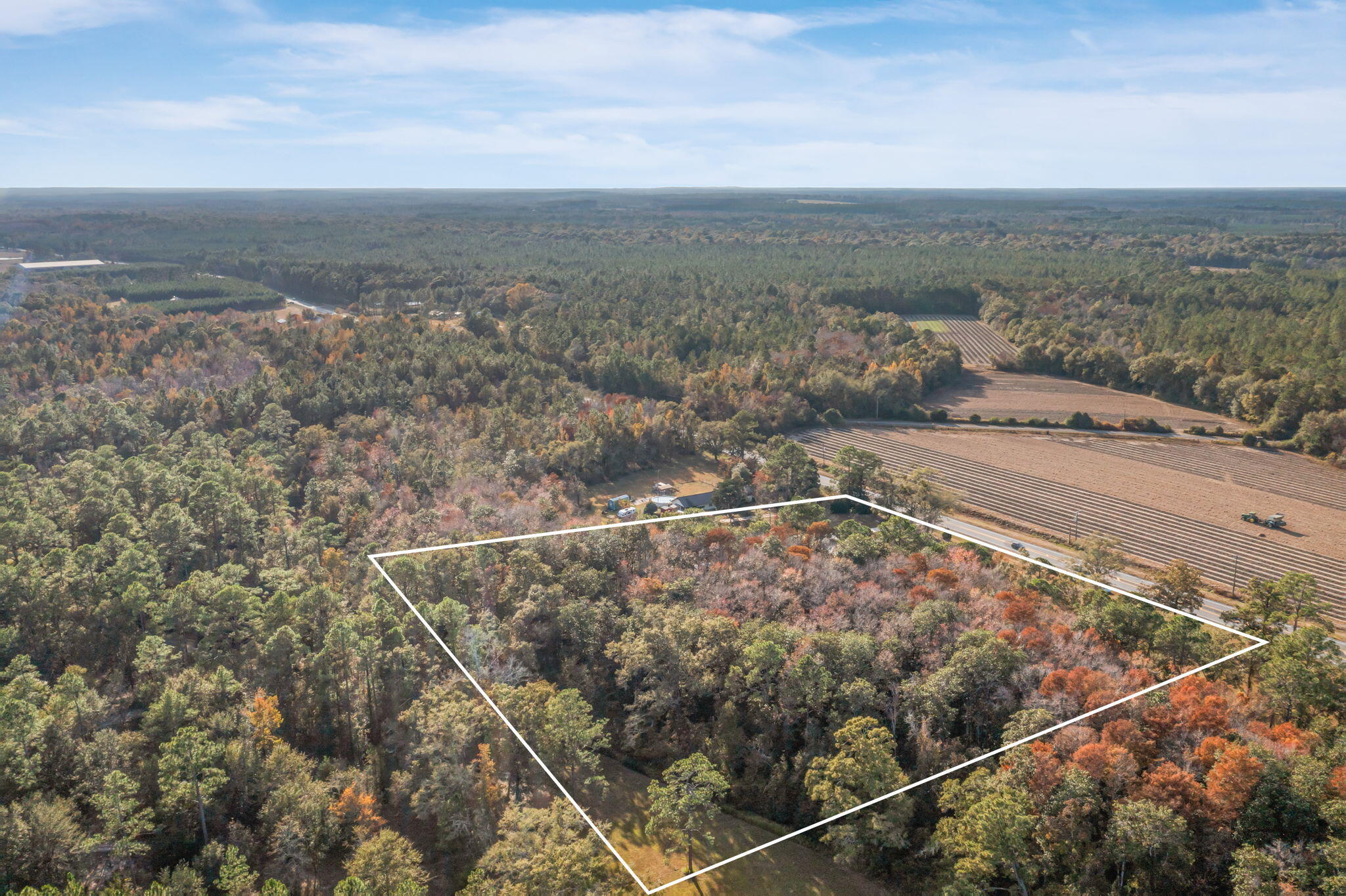 NO RECORDED SUBDIVISION - Residential