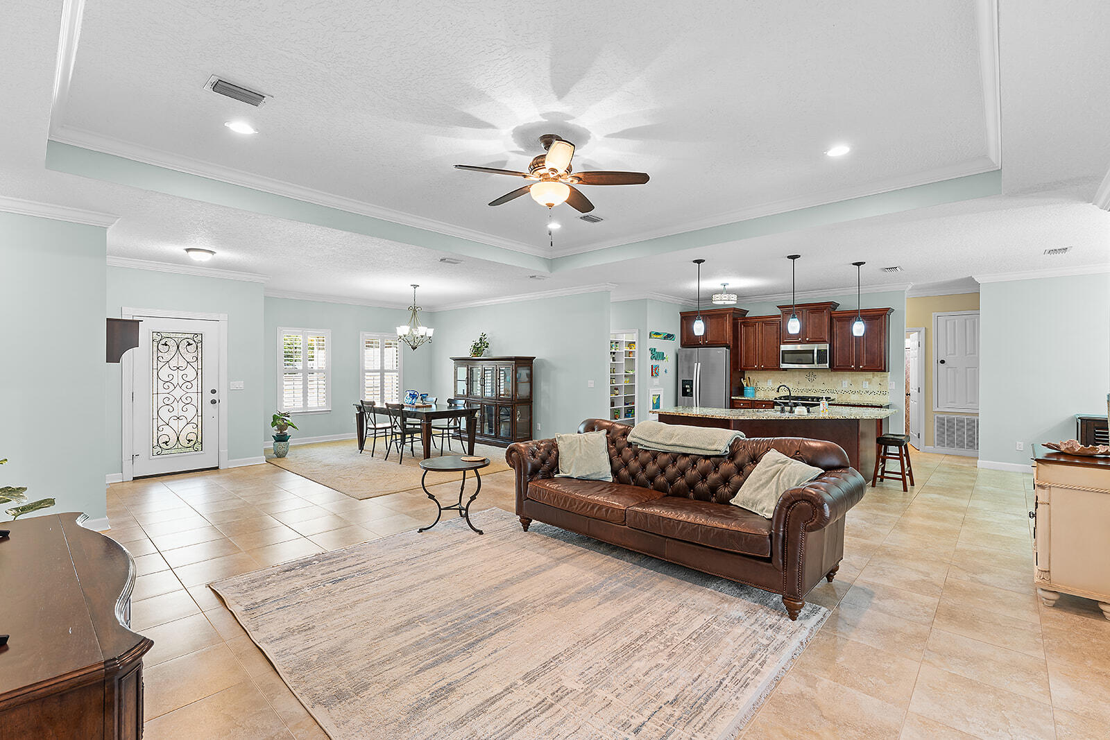 LAKE LORRAINE ESTATES - Residential