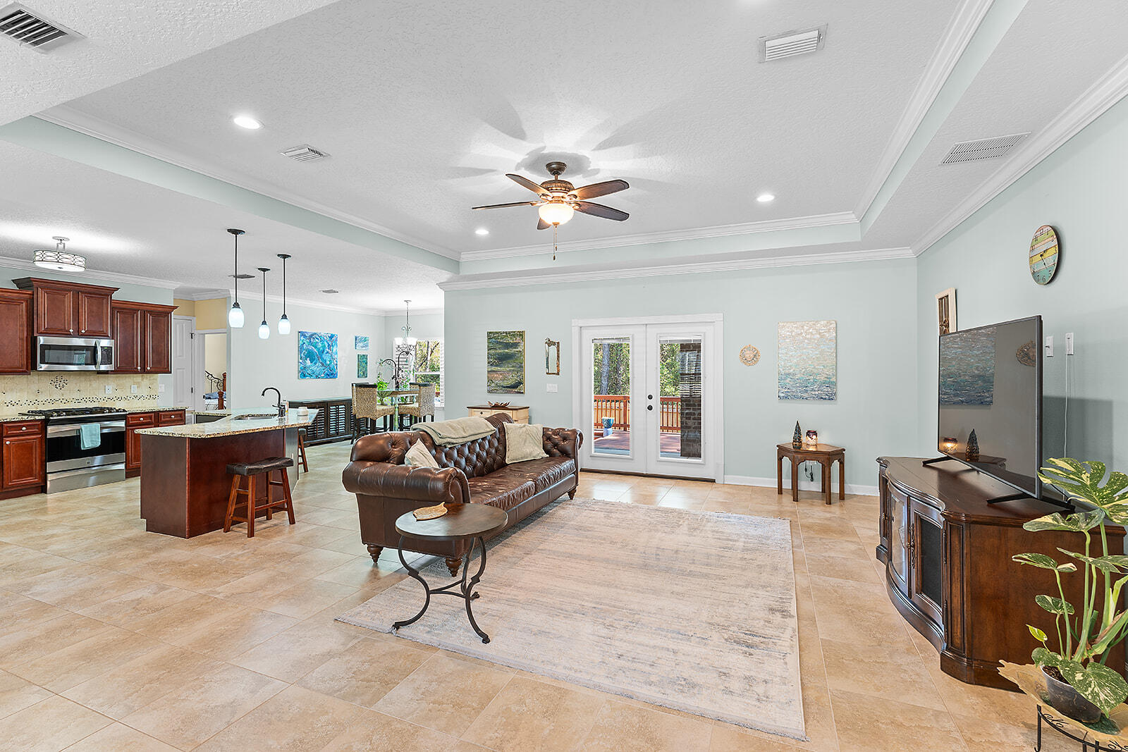 LAKE LORRAINE ESTATES - Residential